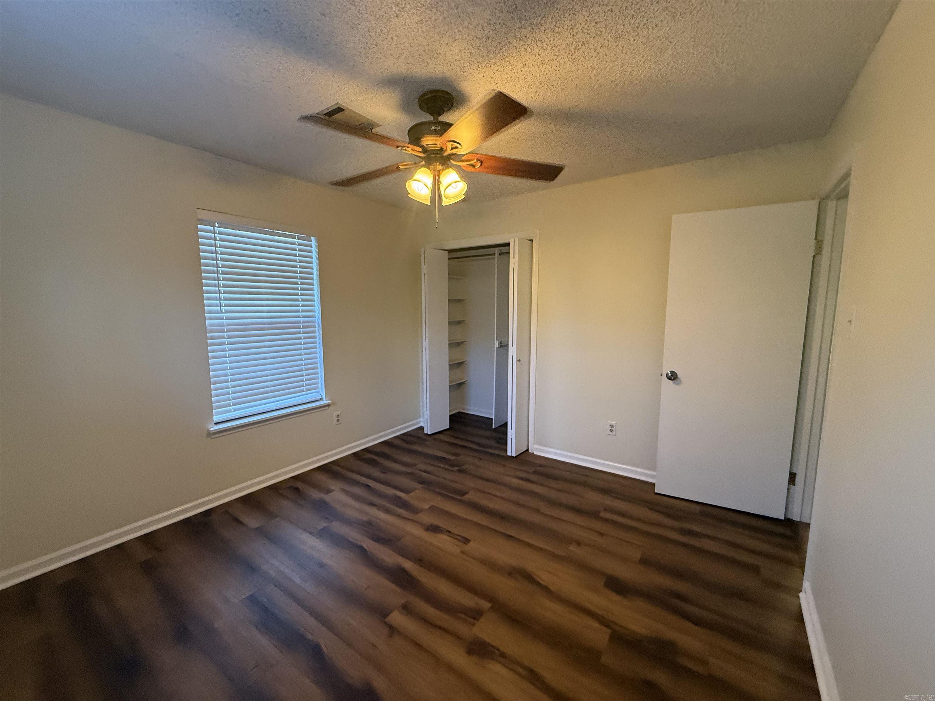 Oak Creek Village - Residential Lease