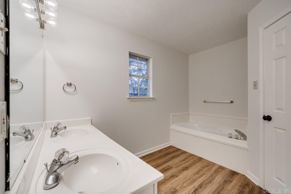 HUNTER HEIGHTS - Residential