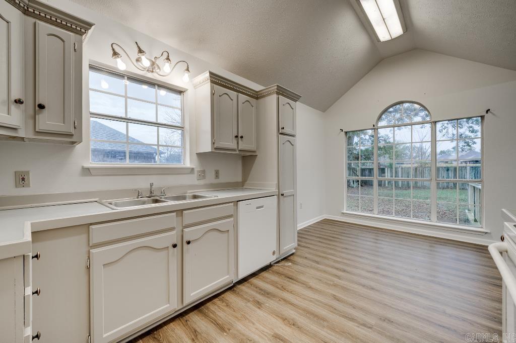 HUNTER HEIGHTS - Residential