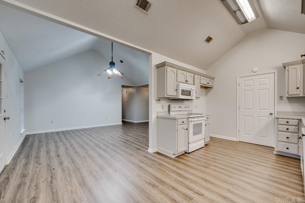 HUNTER HEIGHTS - Residential