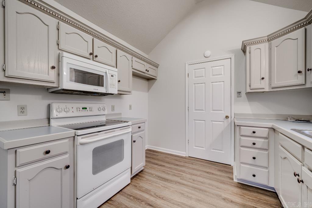 HUNTER HEIGHTS - Residential