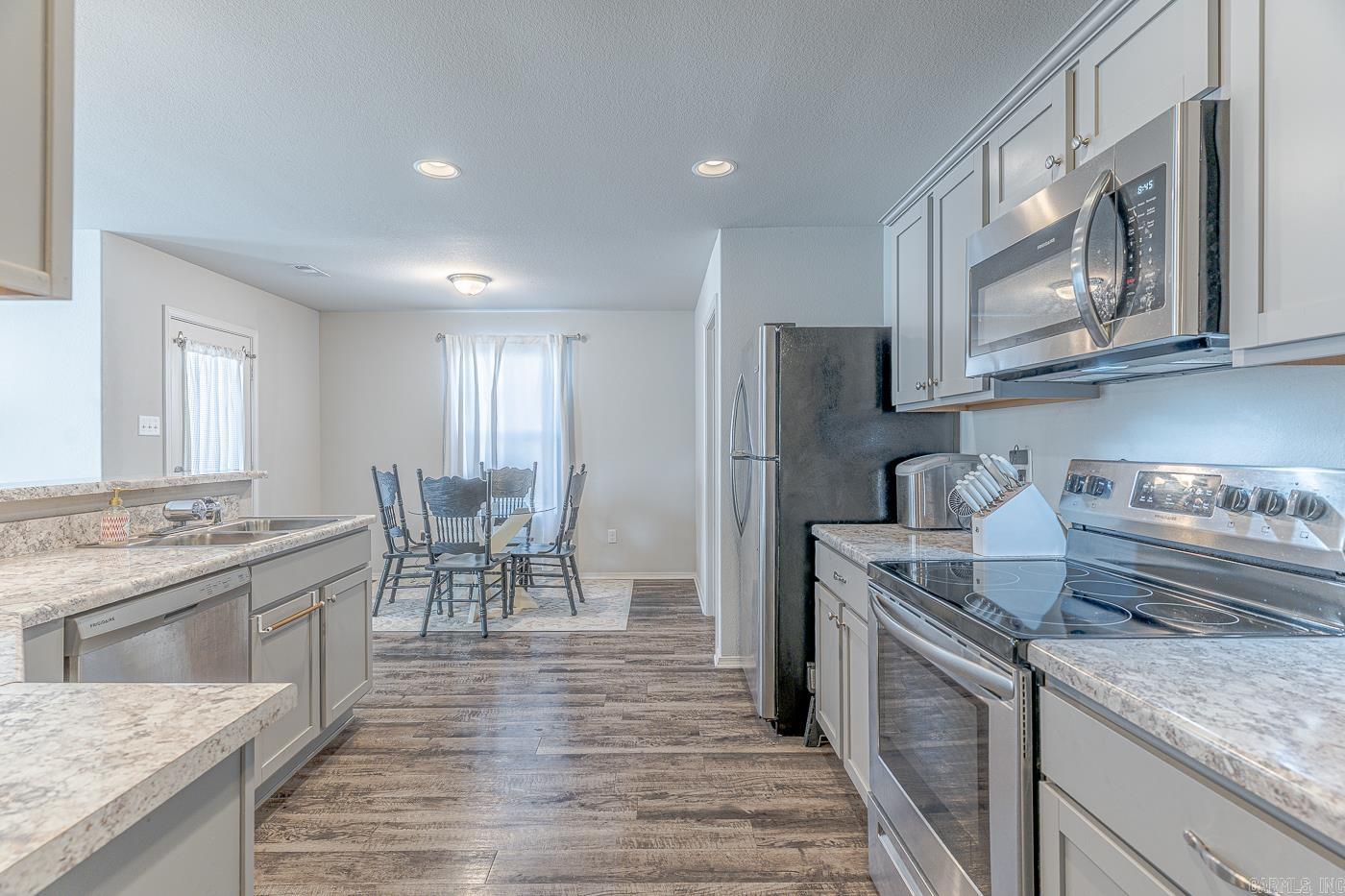 Willow Pointe - Residential