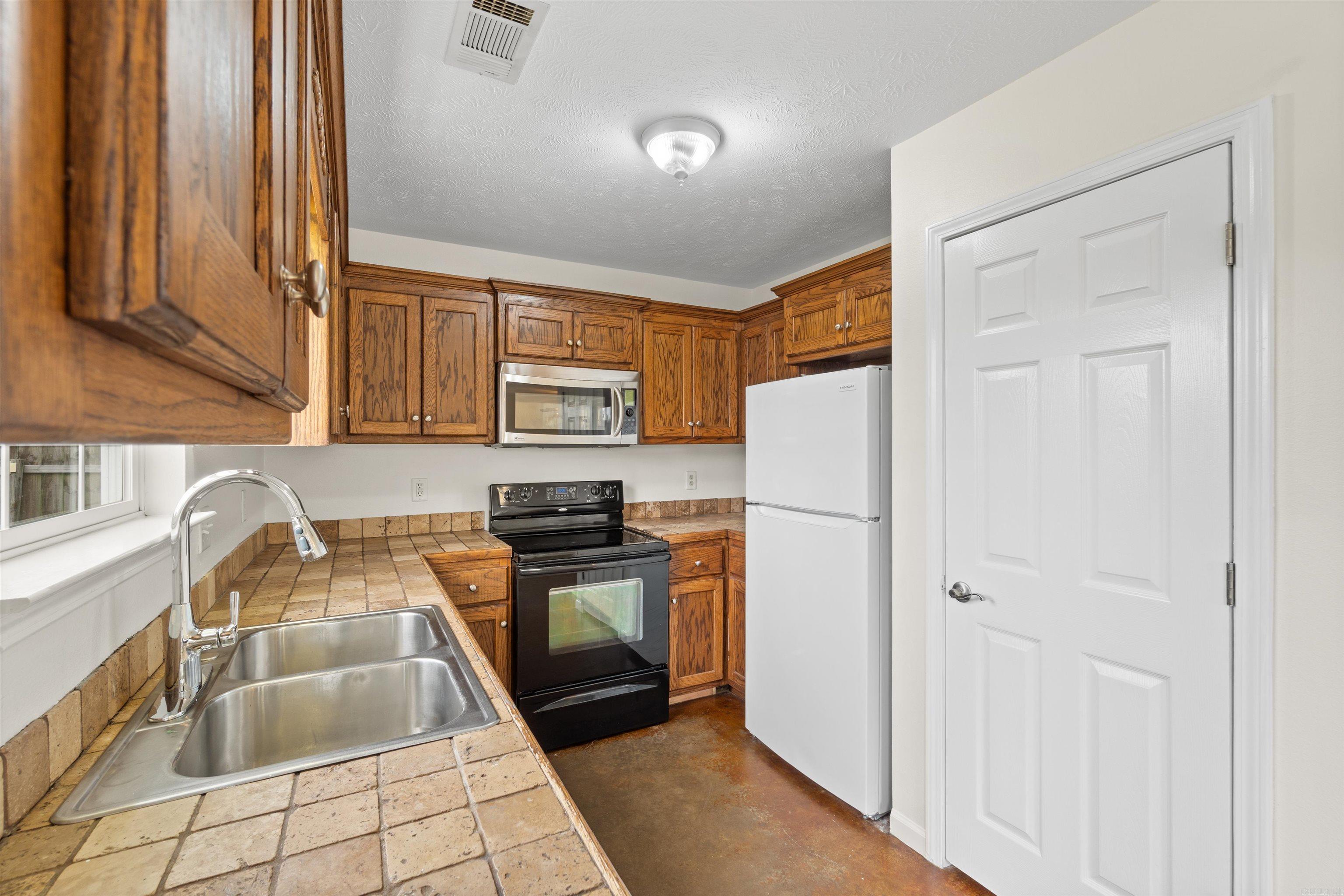 BEEBE OUTLOTS - Residential
