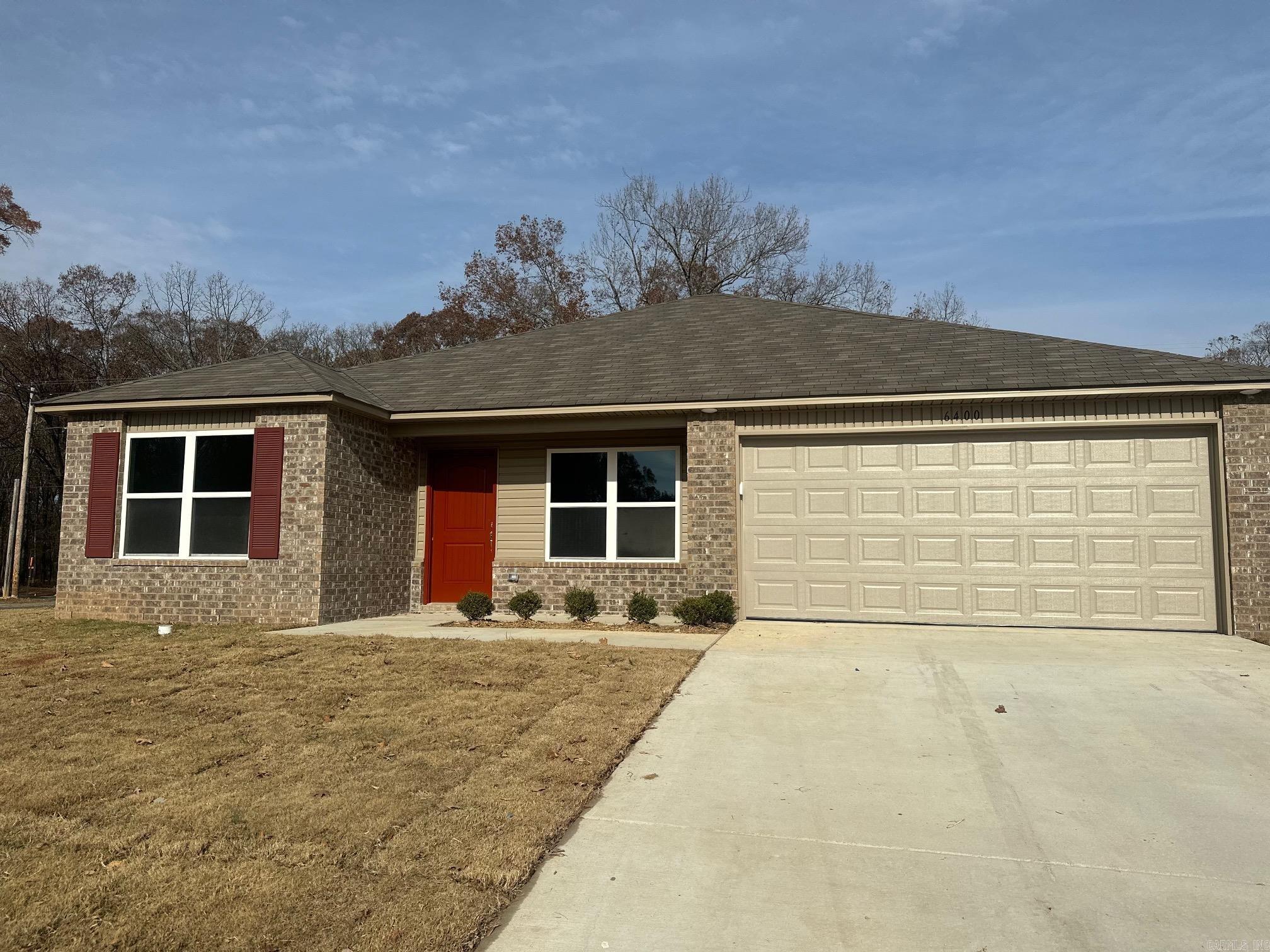 TRAMMEL ESTATES - Residential