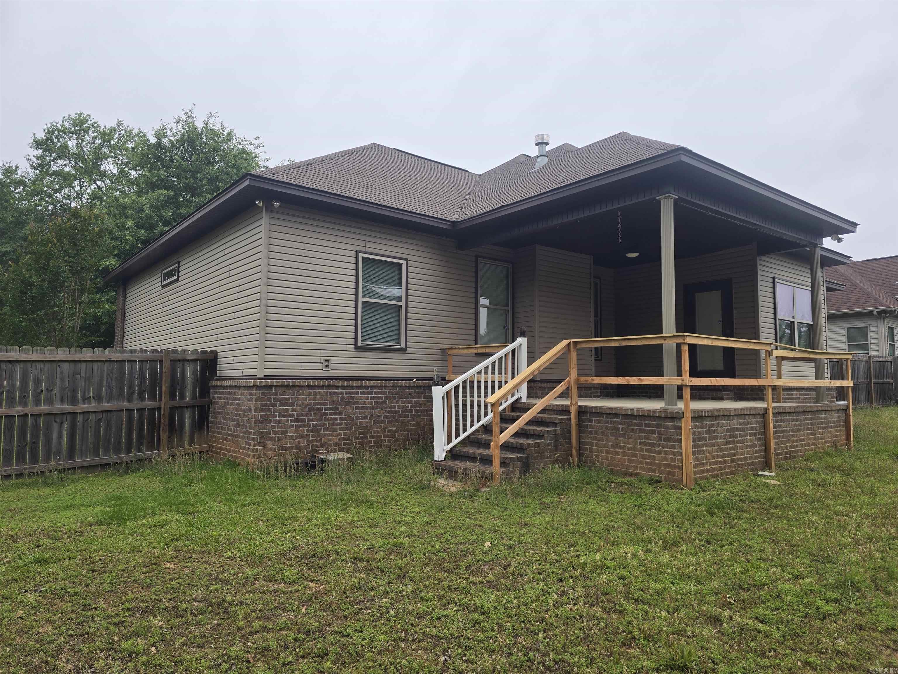 SANDY CREEK - Residential