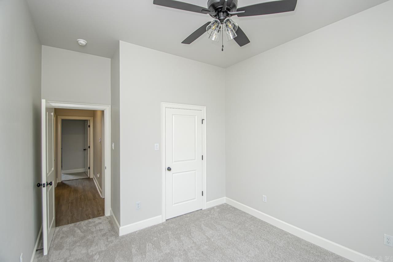 CYPRESS VALLEY - Residential