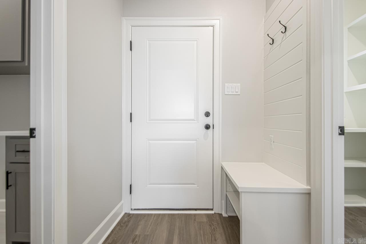 CYPRESS VALLEY - Residential