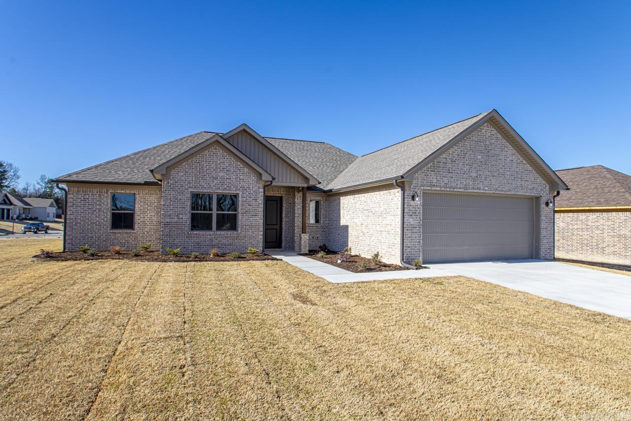 CYPRESS VALLEY - Residential