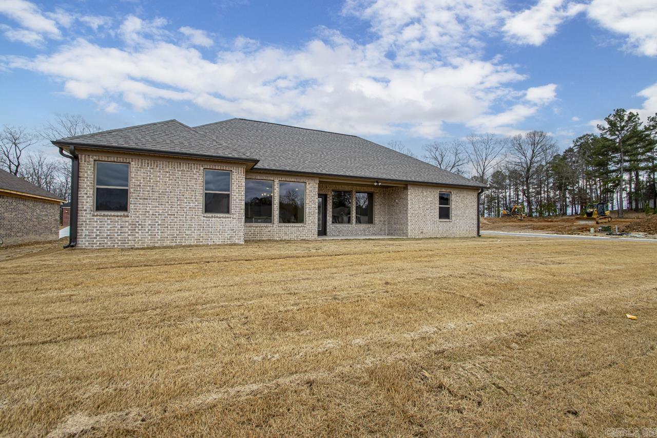 CYPRESS VALLEY - Residential