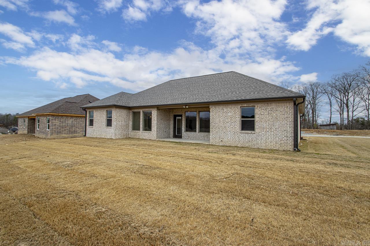 CYPRESS VALLEY - Residential