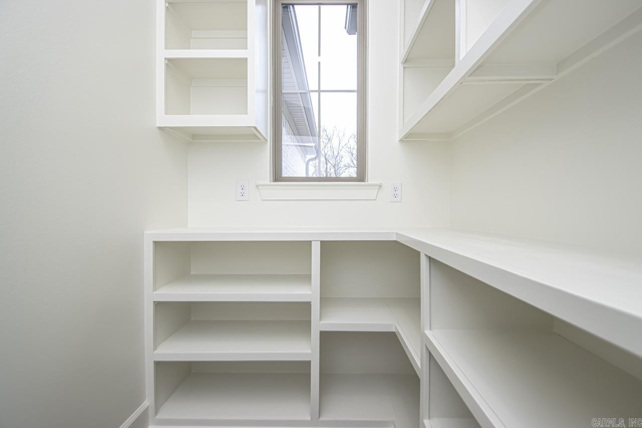 CYPRESS VALLEY - Residential