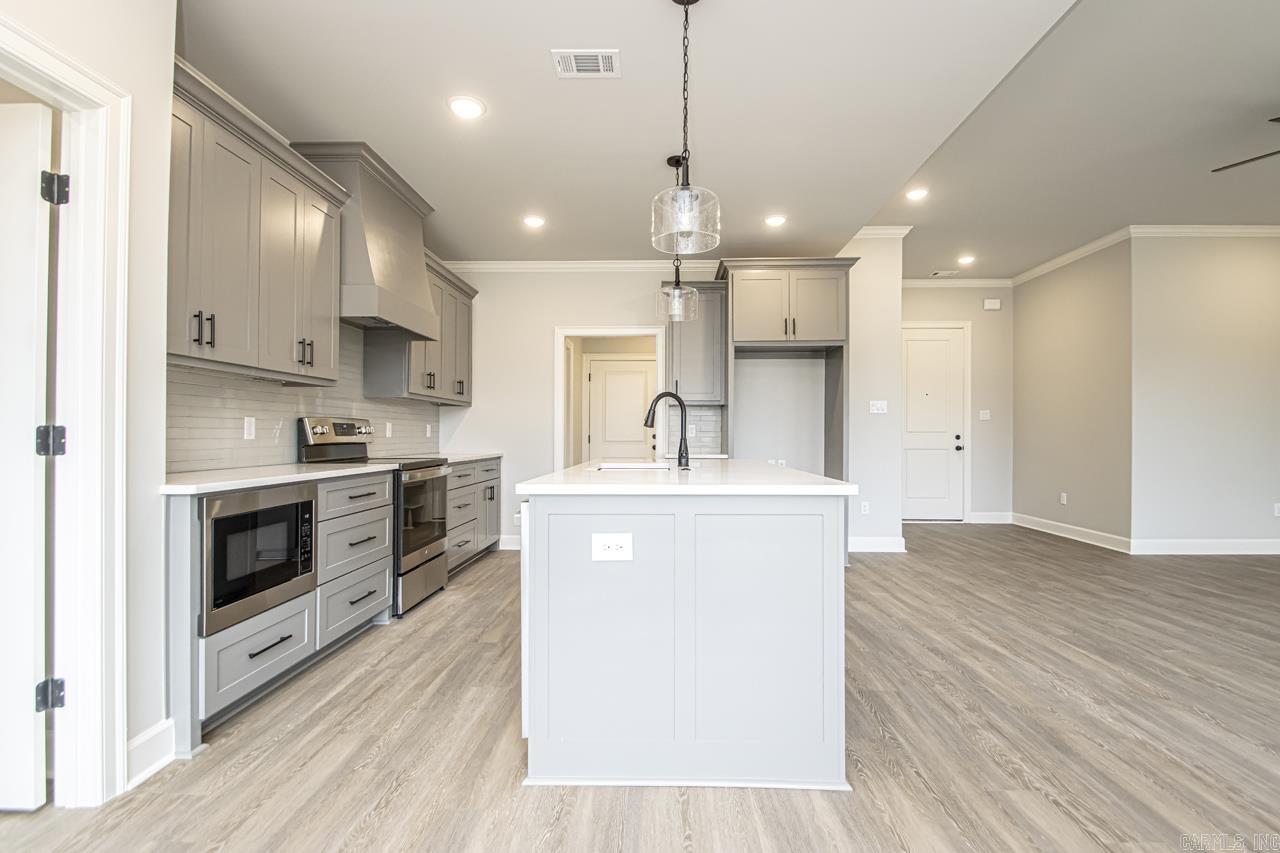 CYPRESS VALLEY - Residential