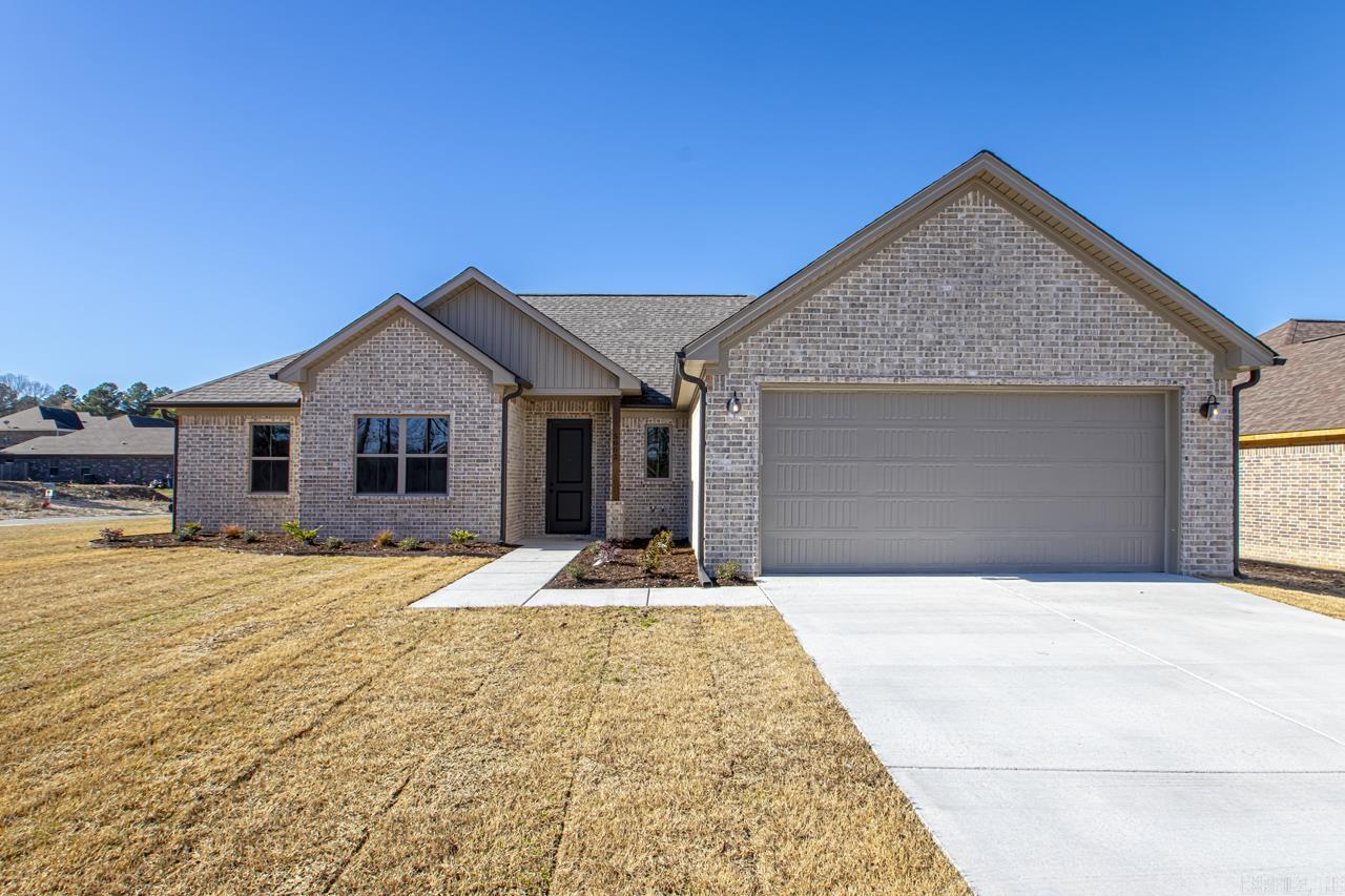 CYPRESS VALLEY - Residential