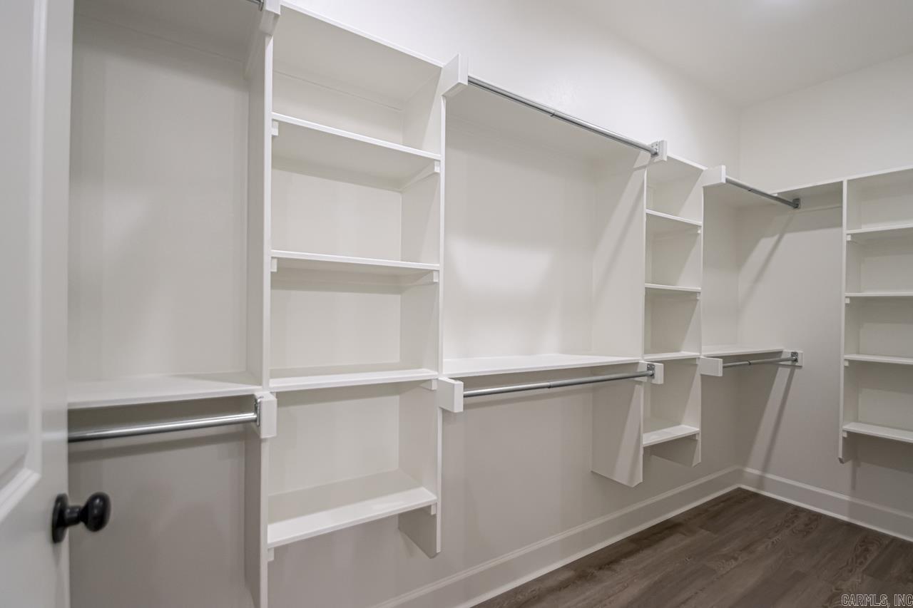 CYPRESS VALLEY - Residential