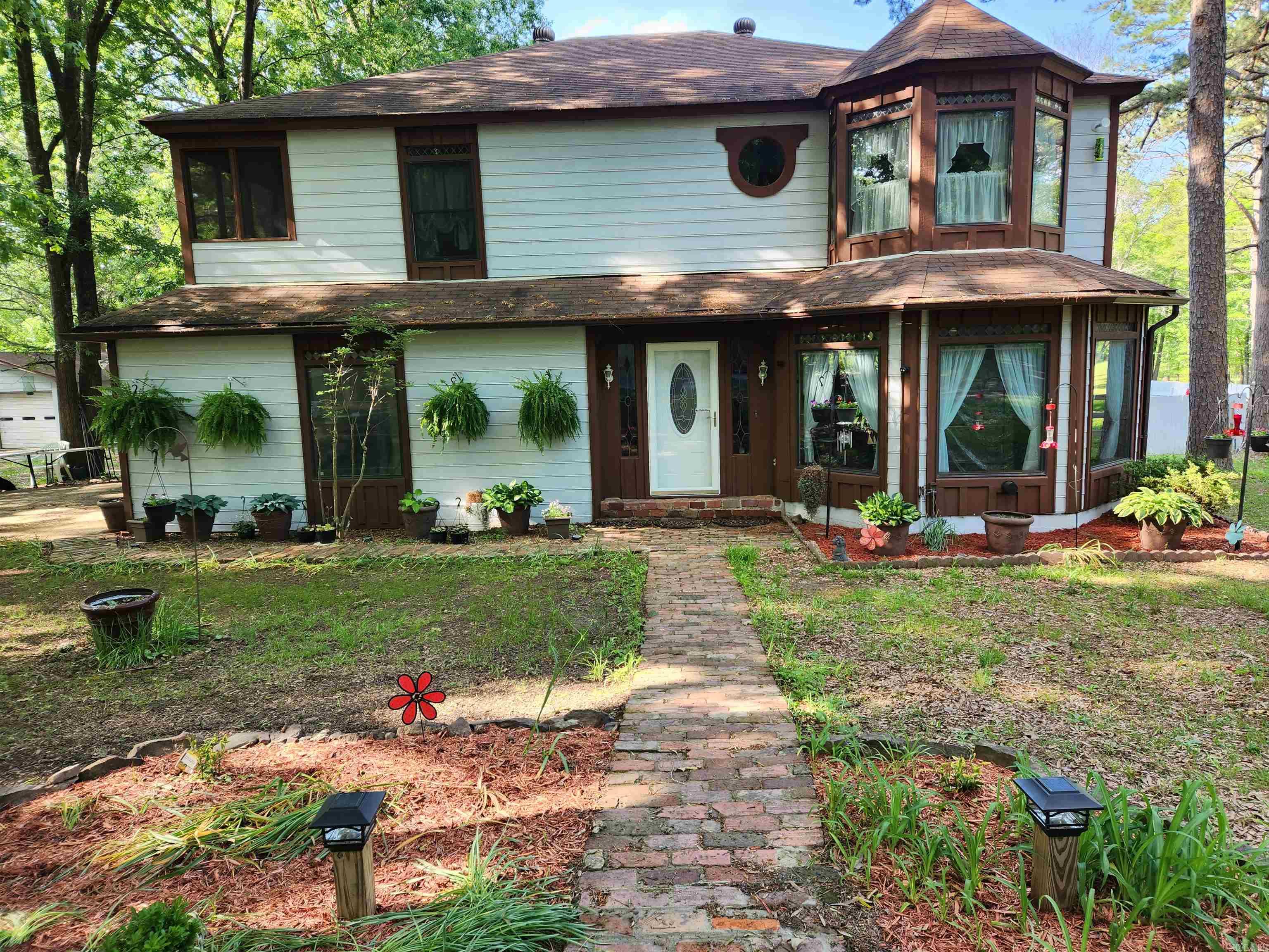 TREASURE HILL - Residential
