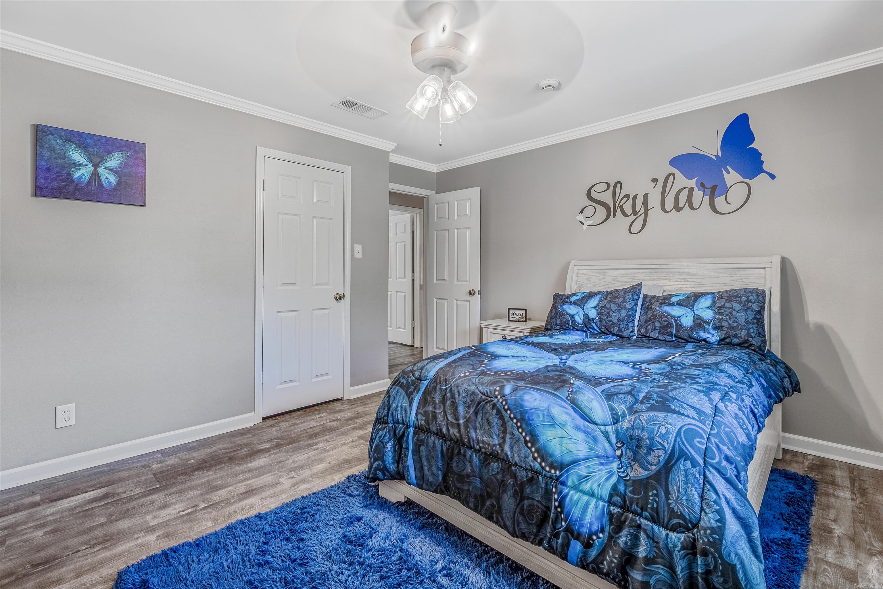 INDIAN HILLS - Residential