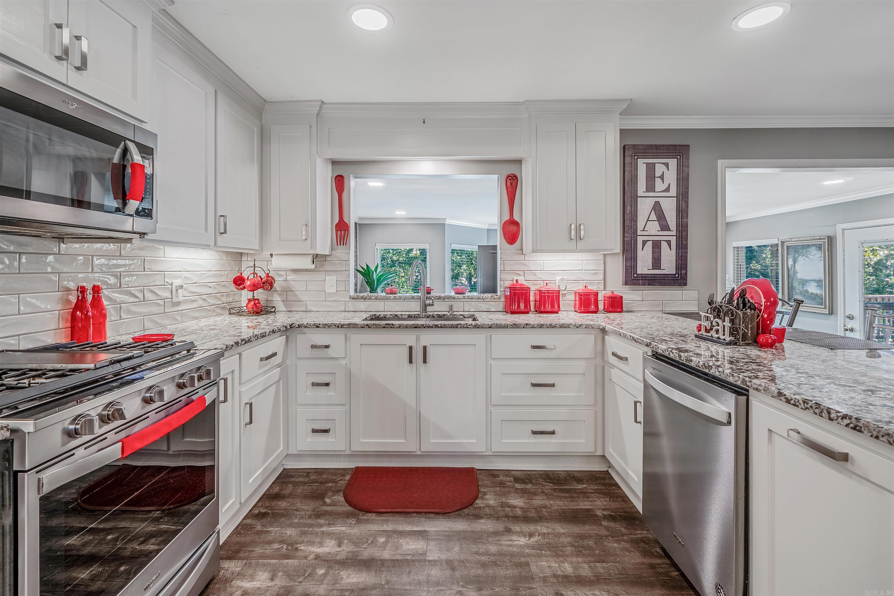 INDIAN HILLS - Residential