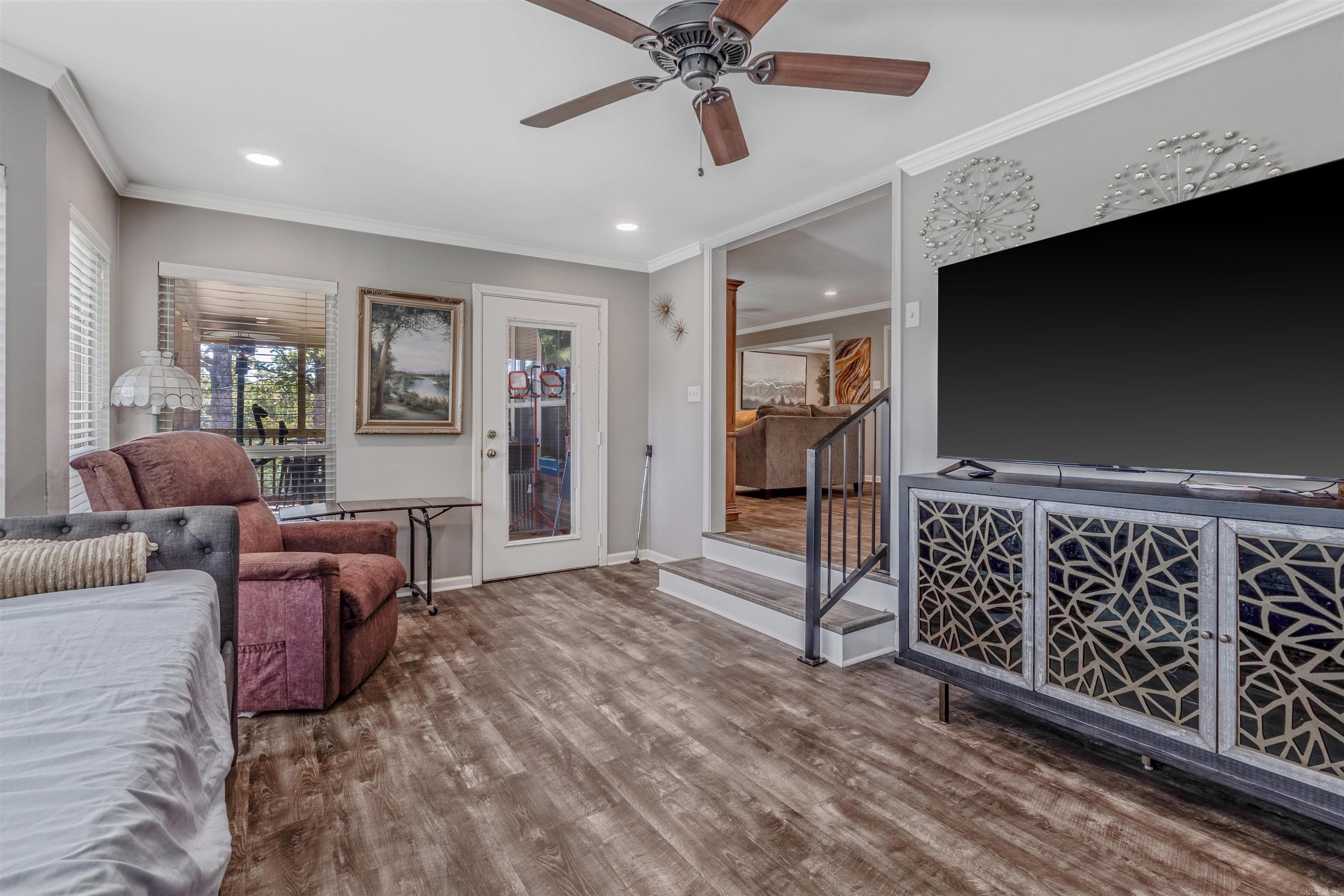 INDIAN HILLS - Residential