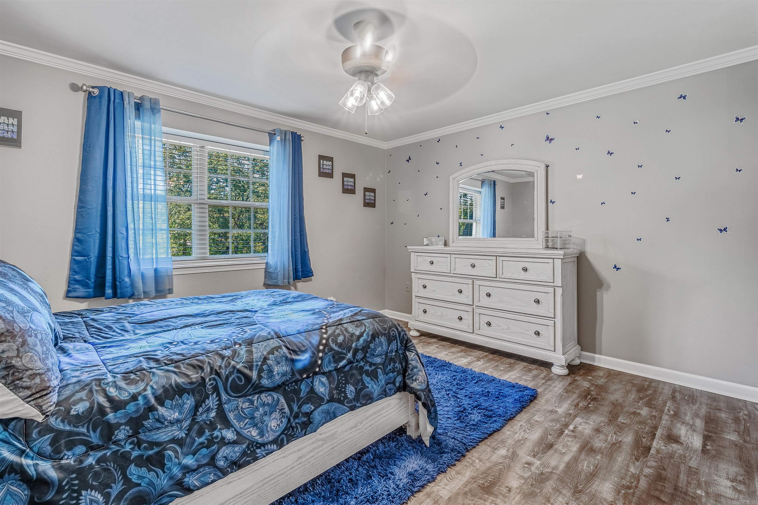 INDIAN HILLS - Residential