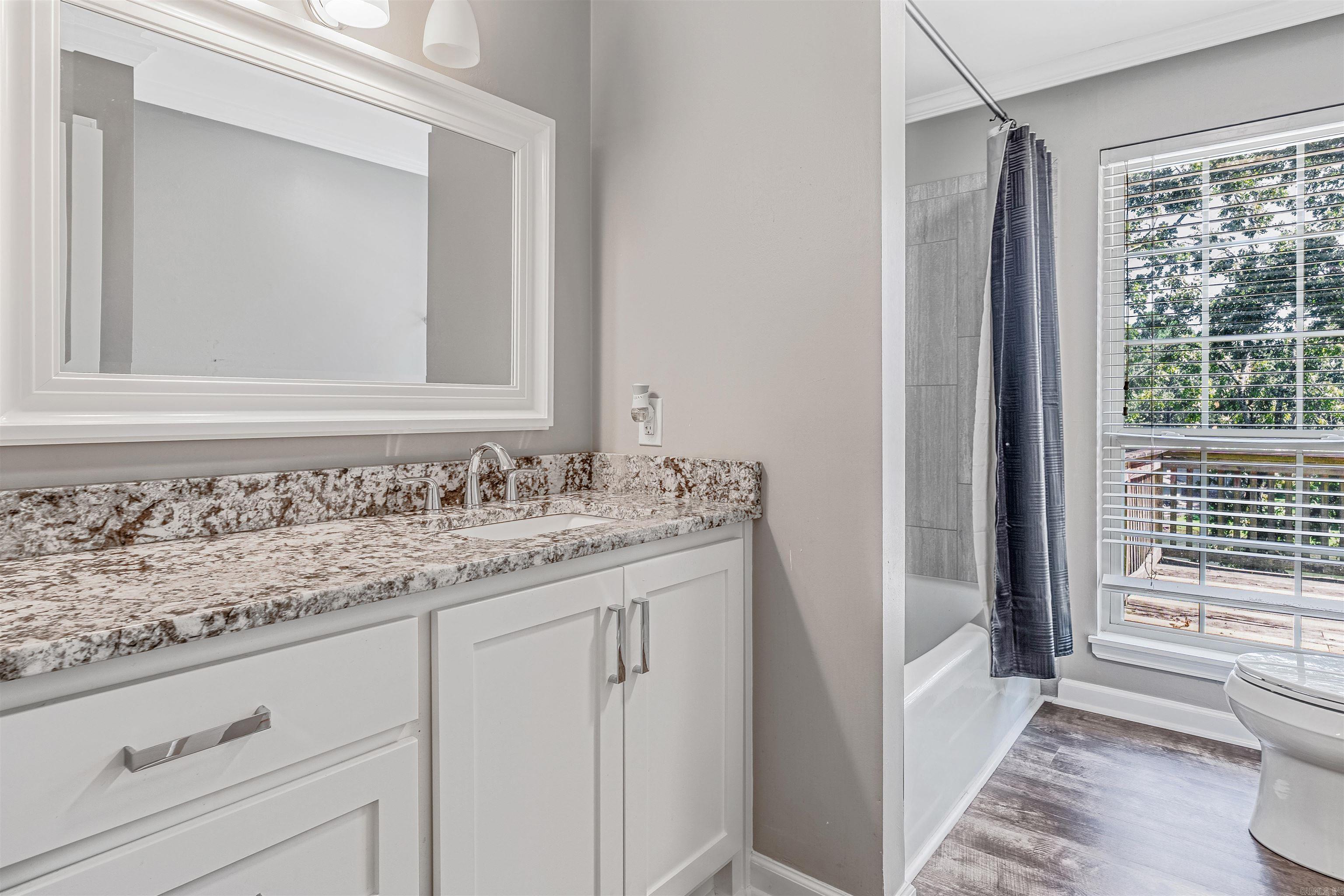 INDIAN HILLS - Residential