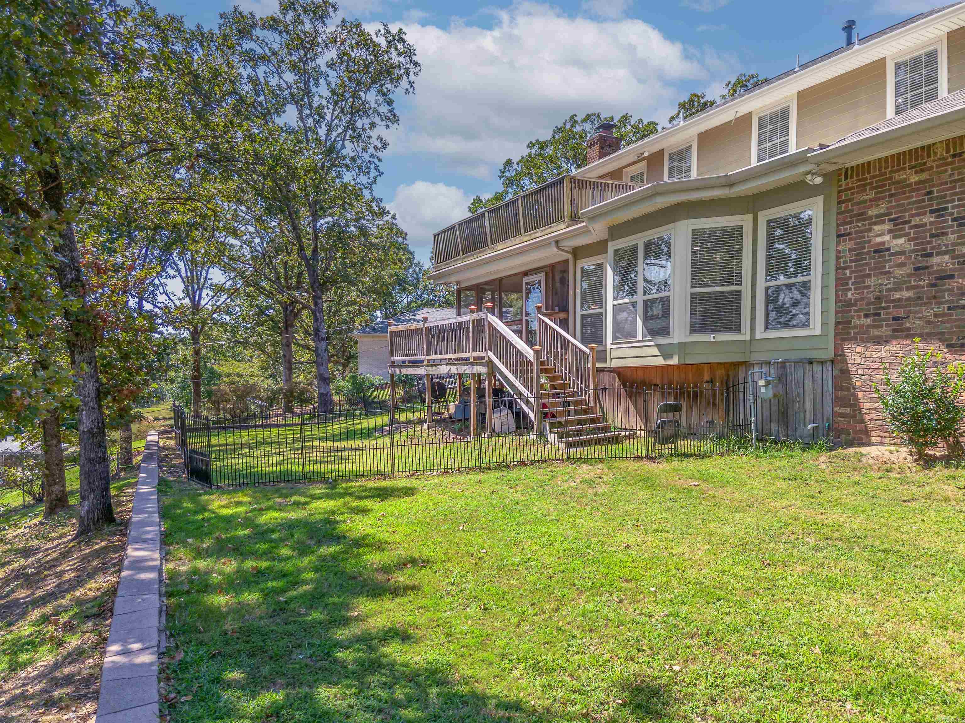 INDIAN HILLS - Residential