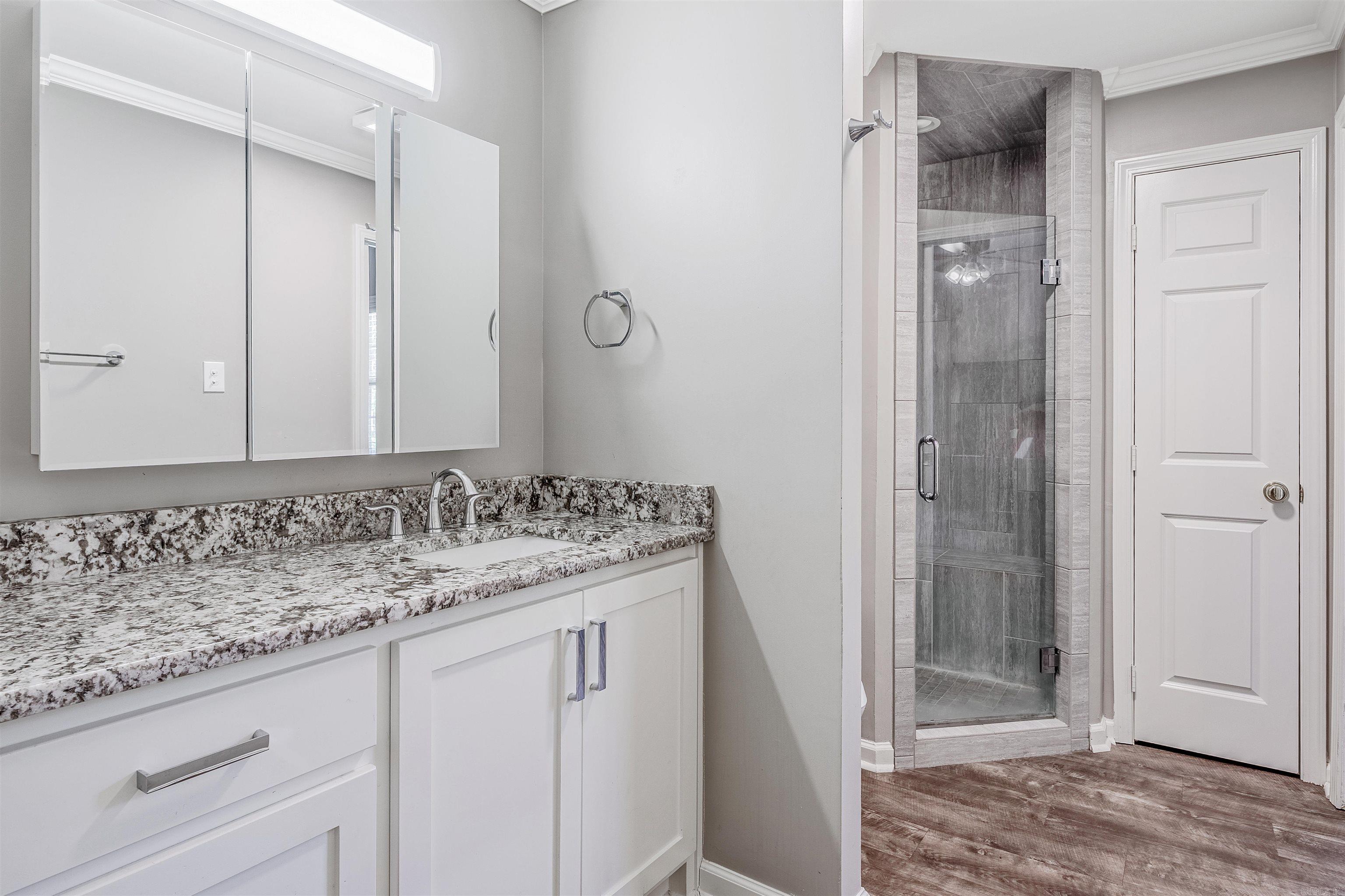 INDIAN HILLS - Residential