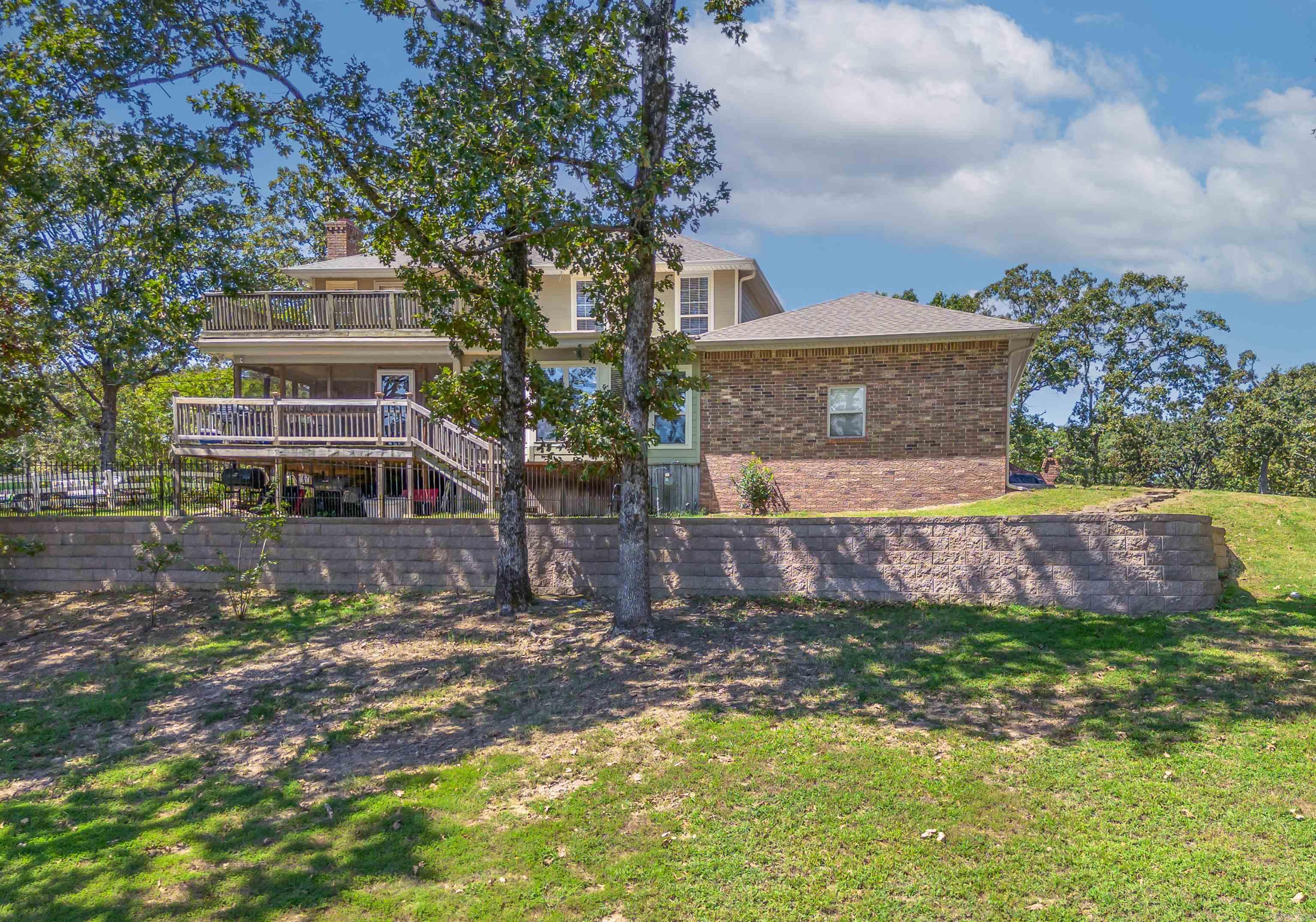 INDIAN HILLS - Residential