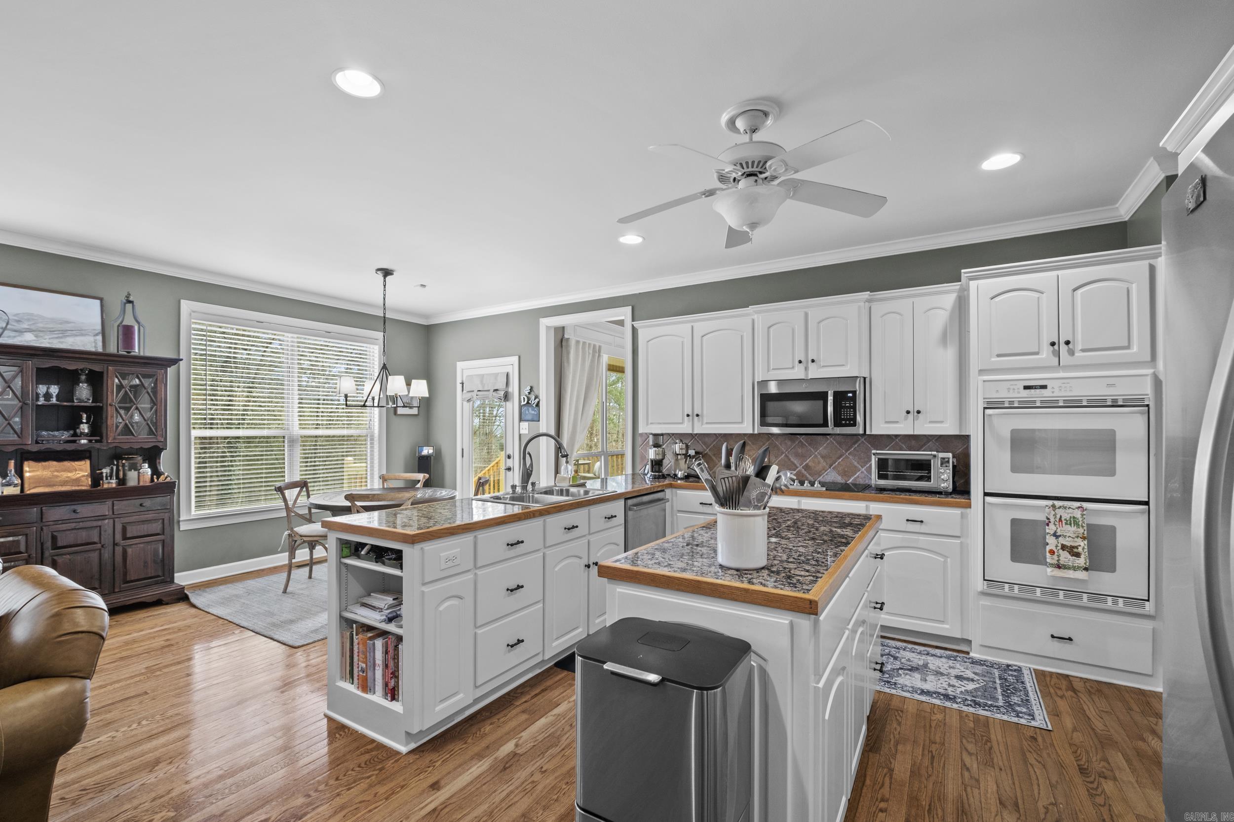 THE VILLAGES OF WELLINGTON - Residential