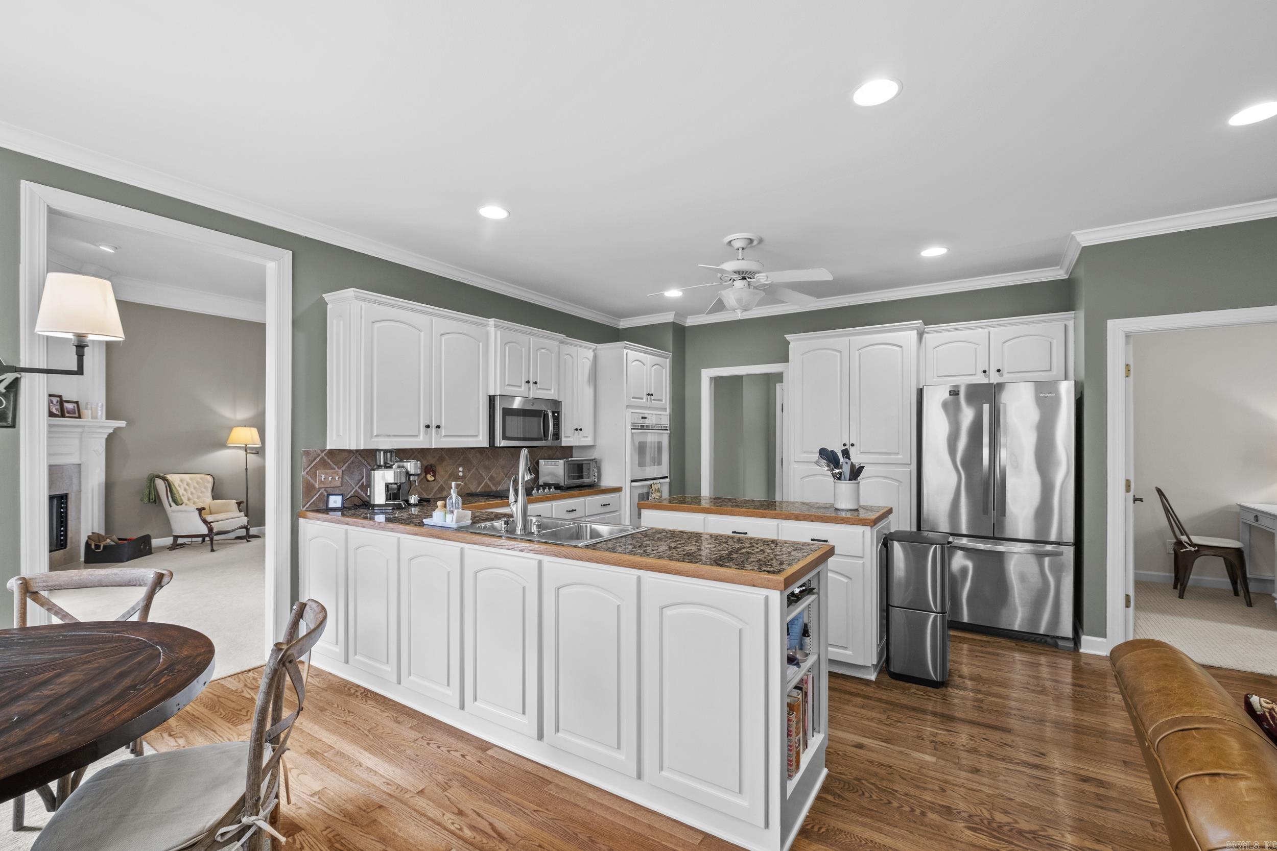 THE VILLAGES OF WELLINGTON - Residential