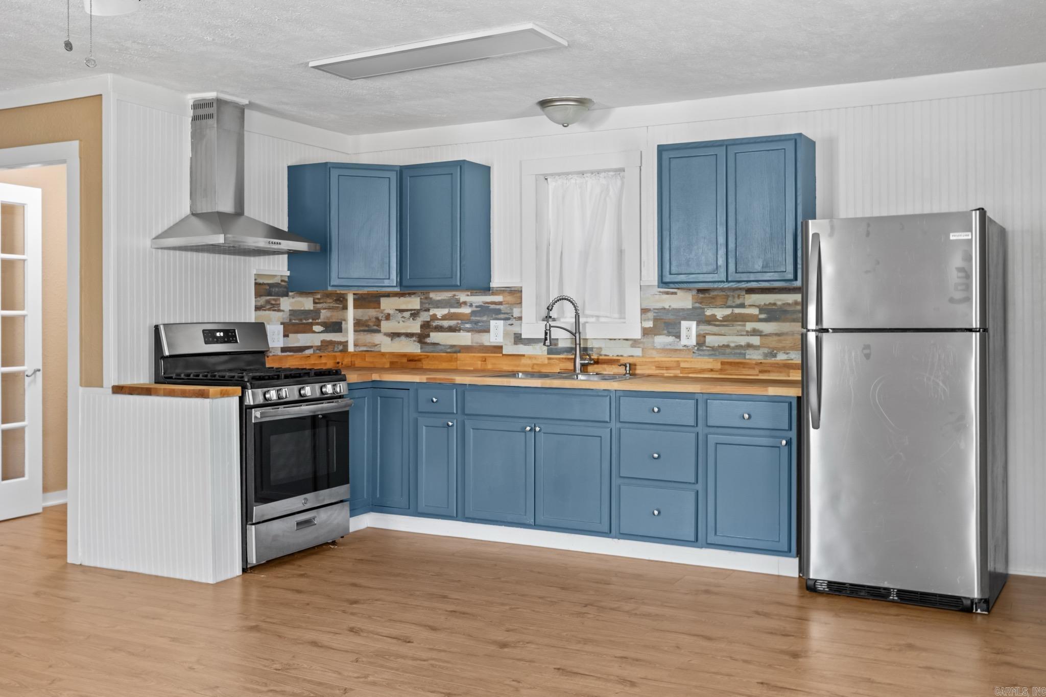 Ridgewood - Residential