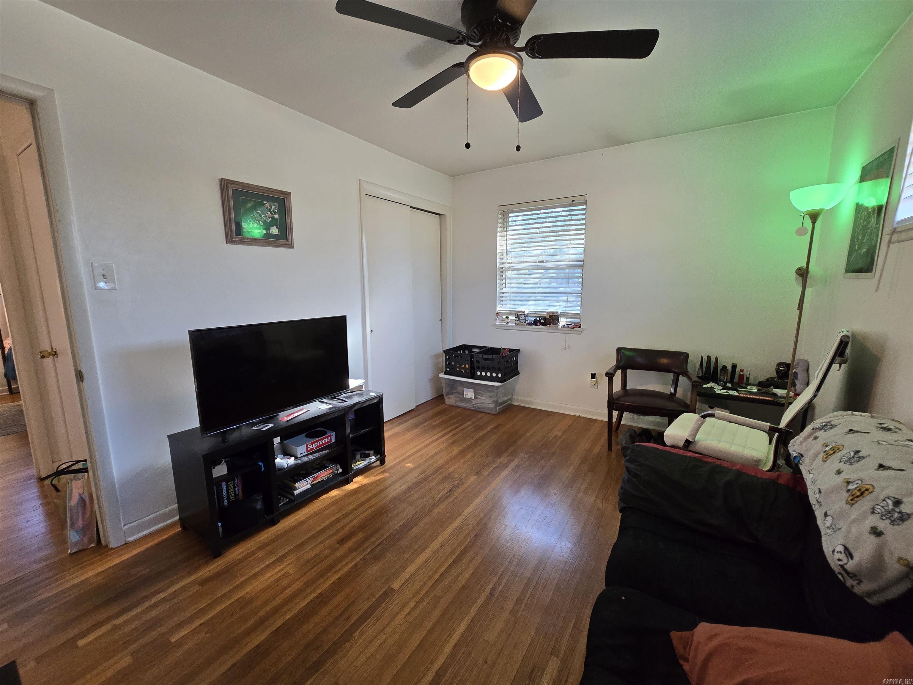 PLAZA TERRACE - Residential