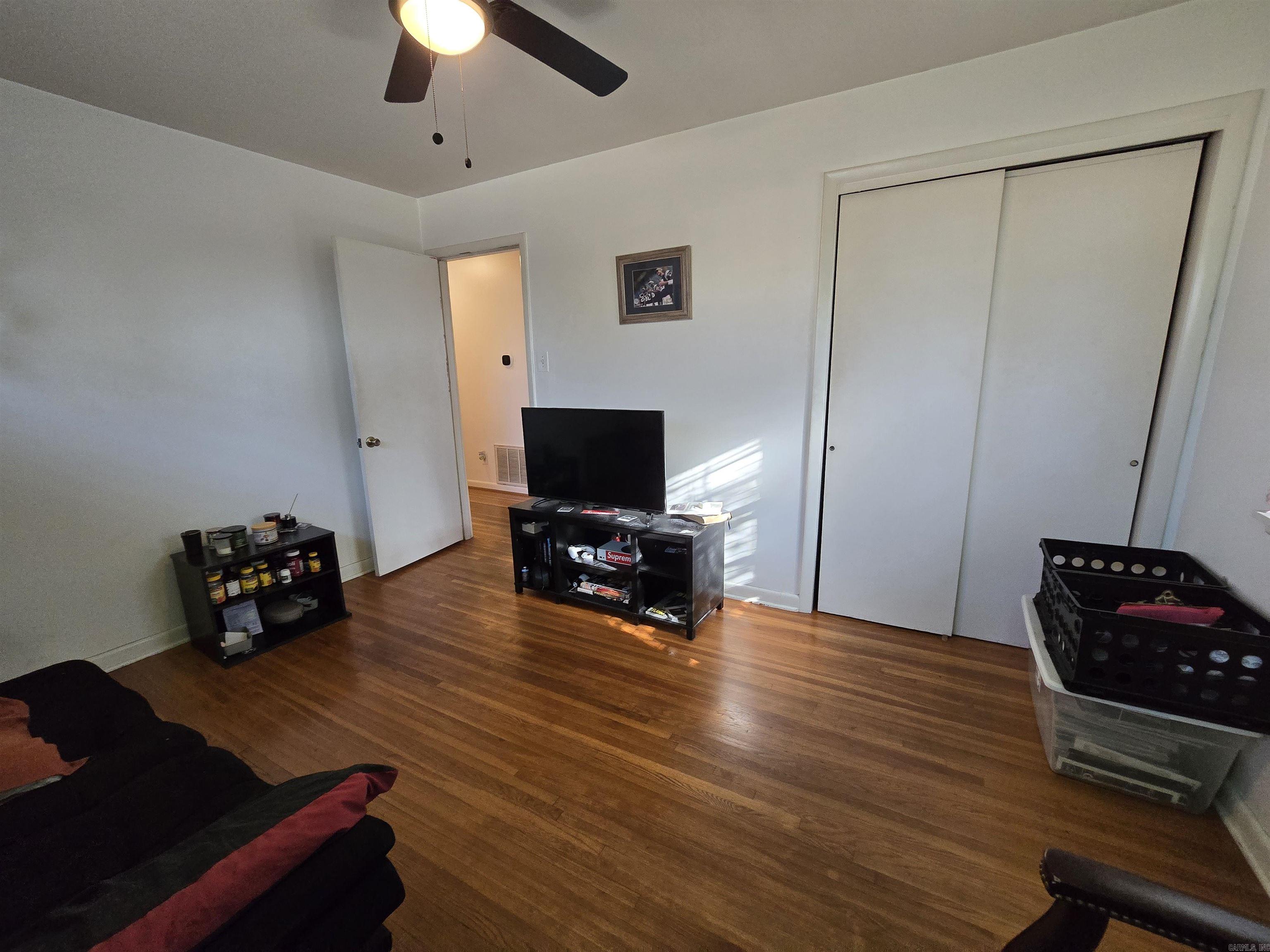 PLAZA TERRACE - Residential