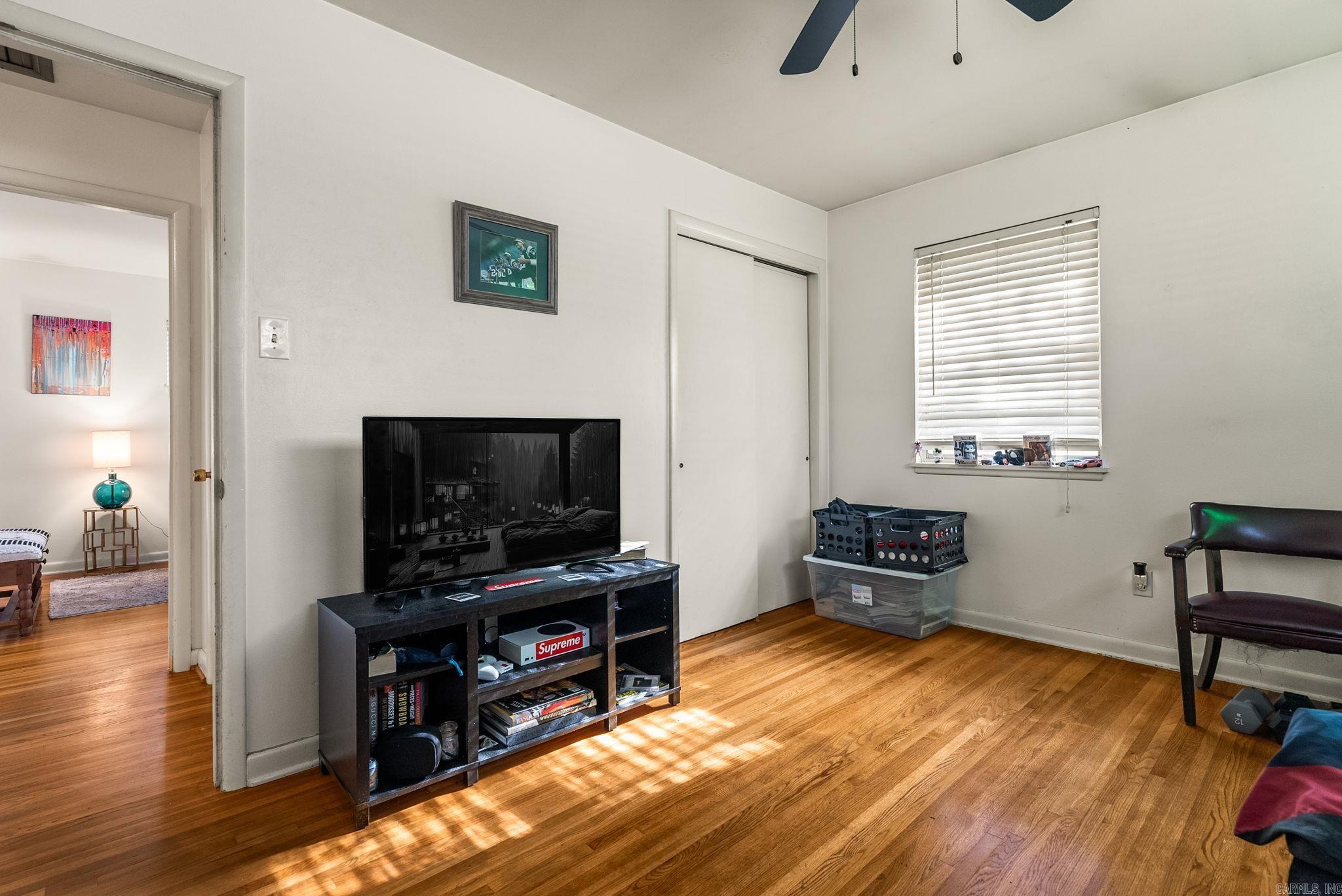 PLAZA TERRACE - Residential