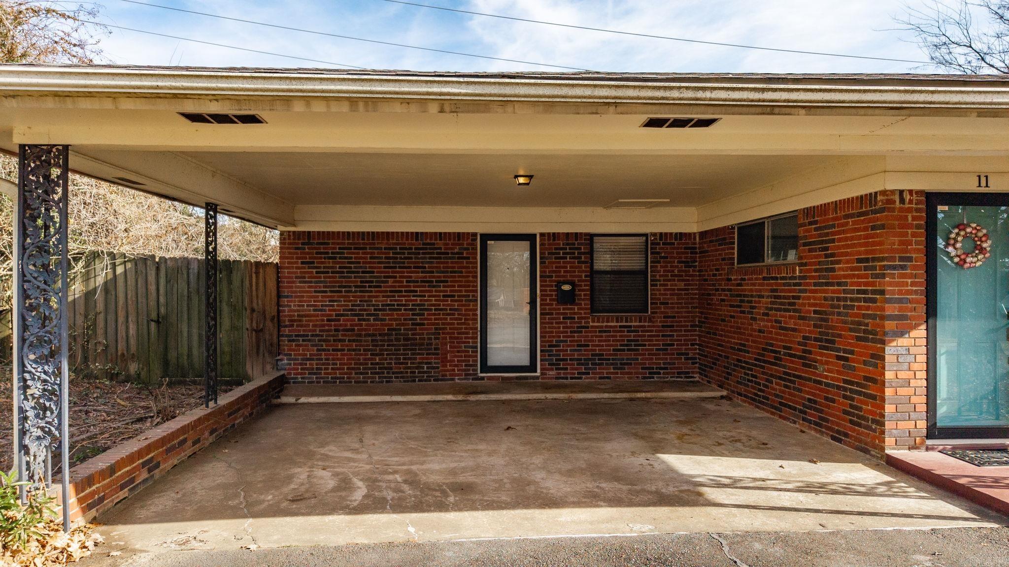 PLAZA TERRACE - Residential