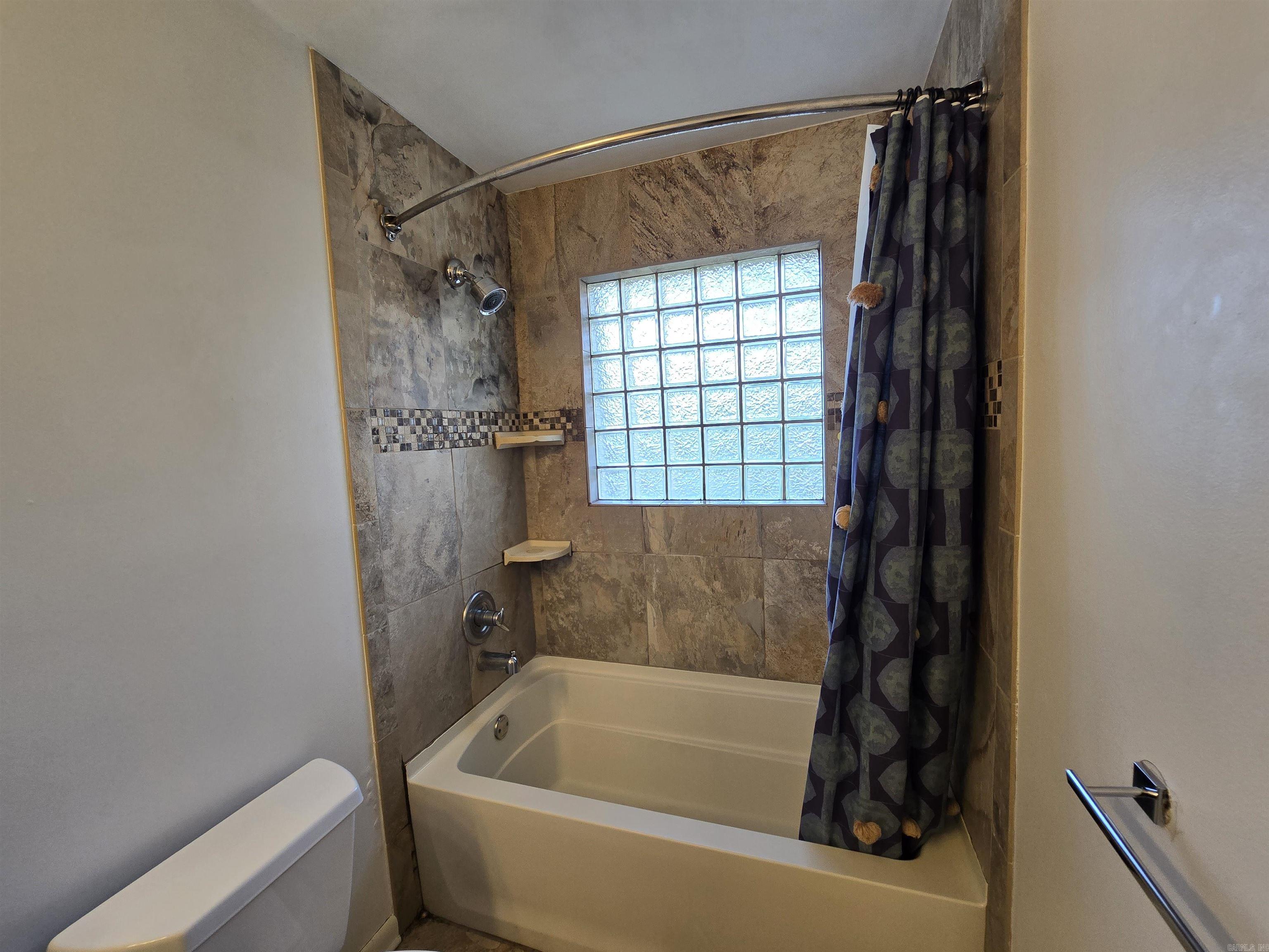 PLAZA TERRACE - Residential