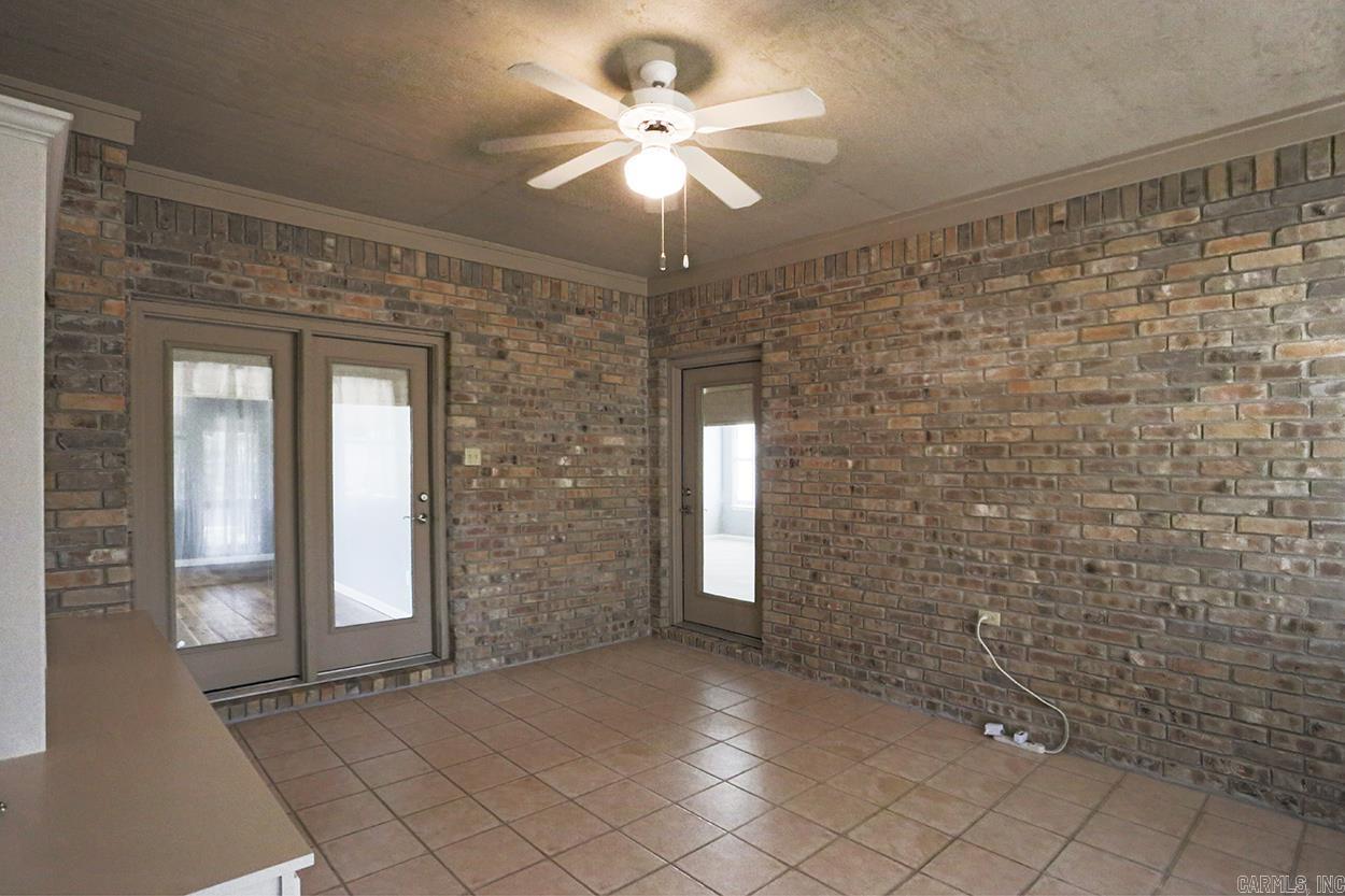 NORTH POINT GLENN ADDN - Residential