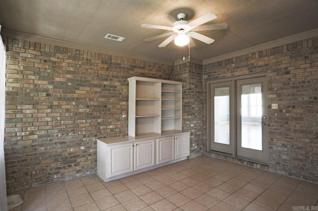 NORTH POINT GLENN ADDN - Residential