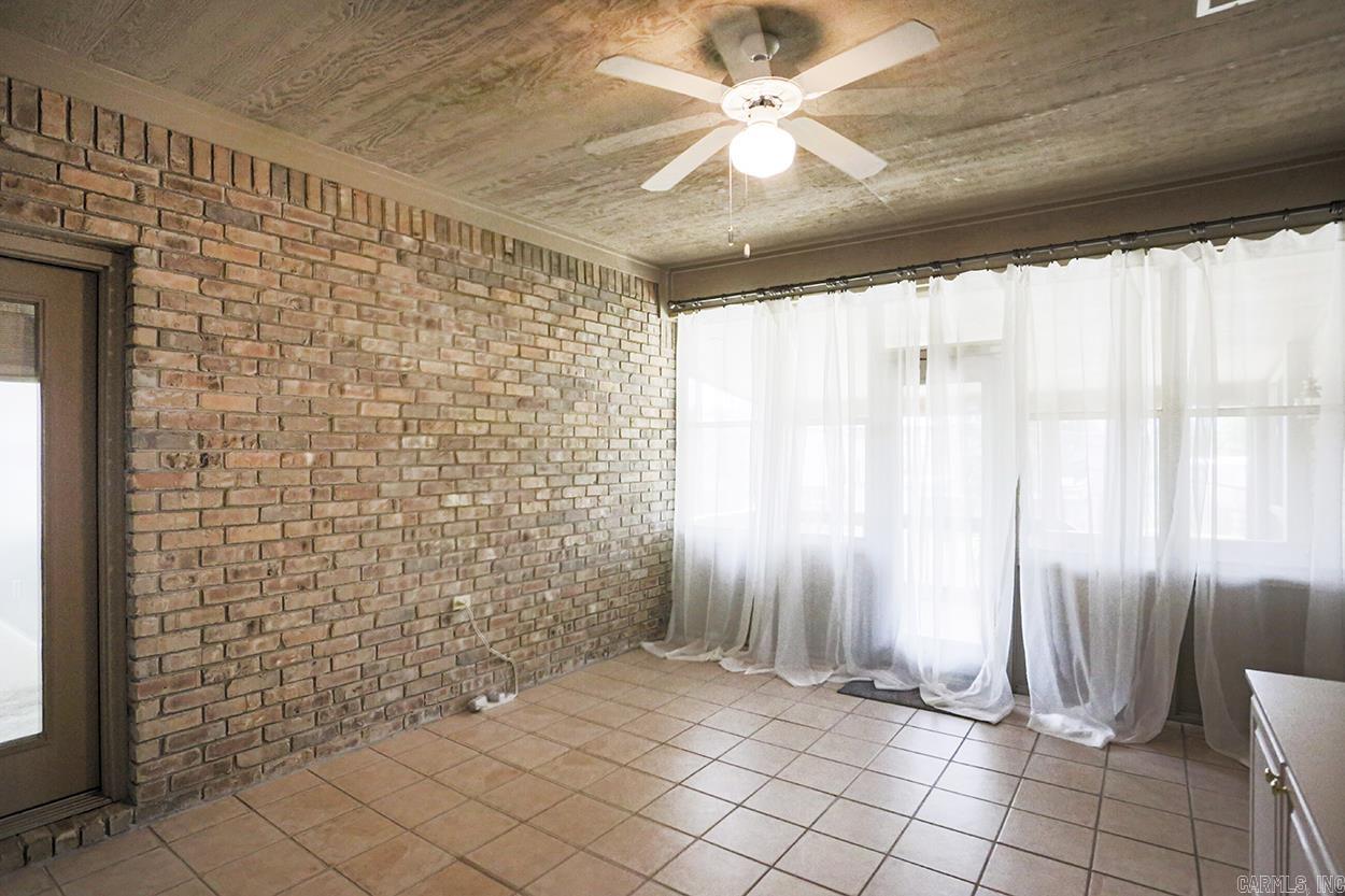 NORTH POINT GLENN ADDN - Residential