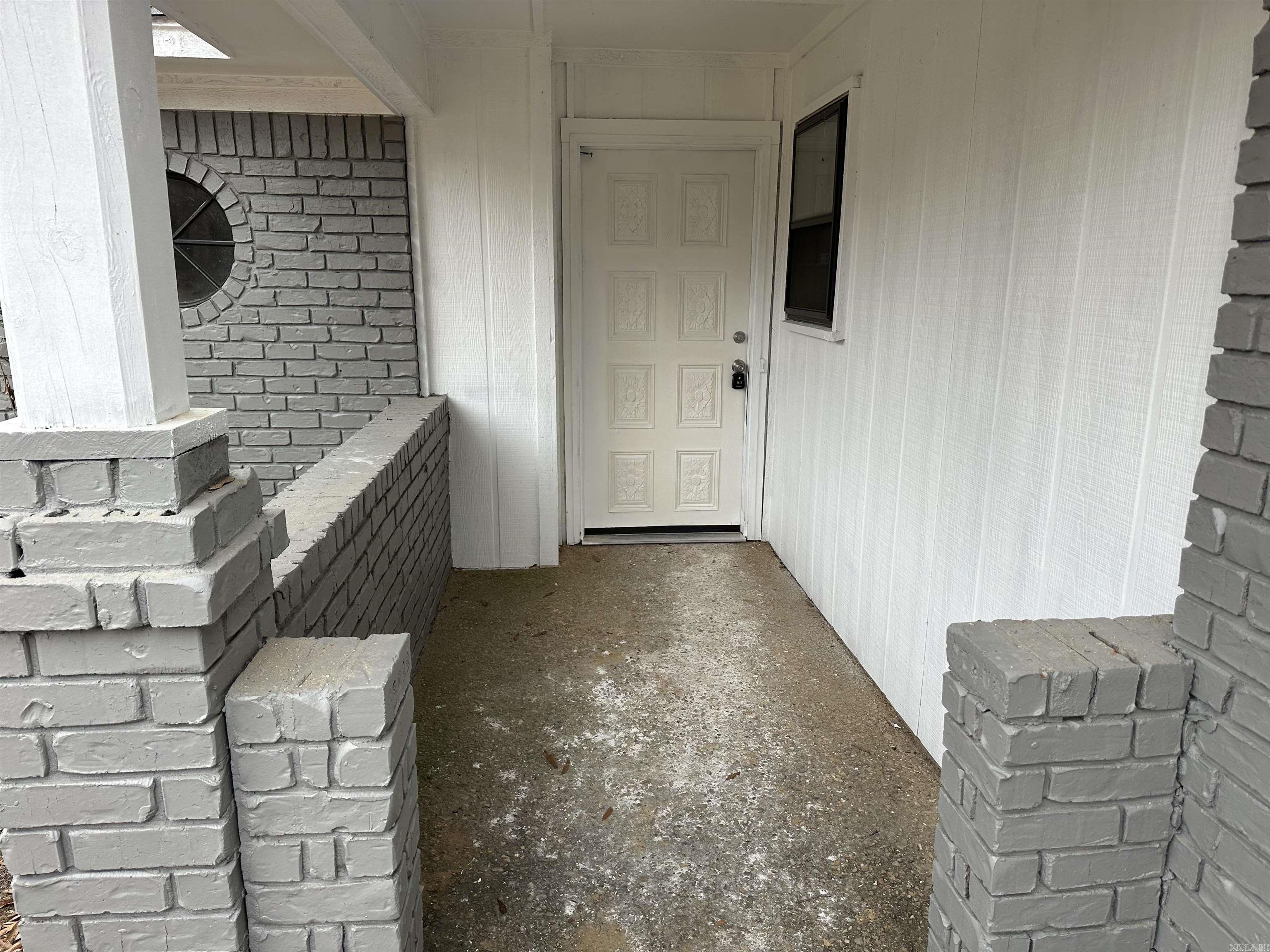 Kelli Manor - Residential Lease