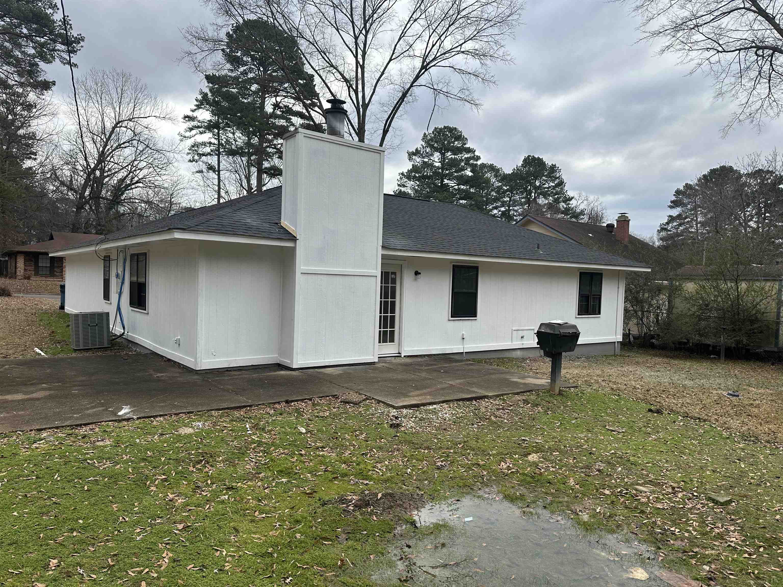 Kelli Manor - Residential Lease