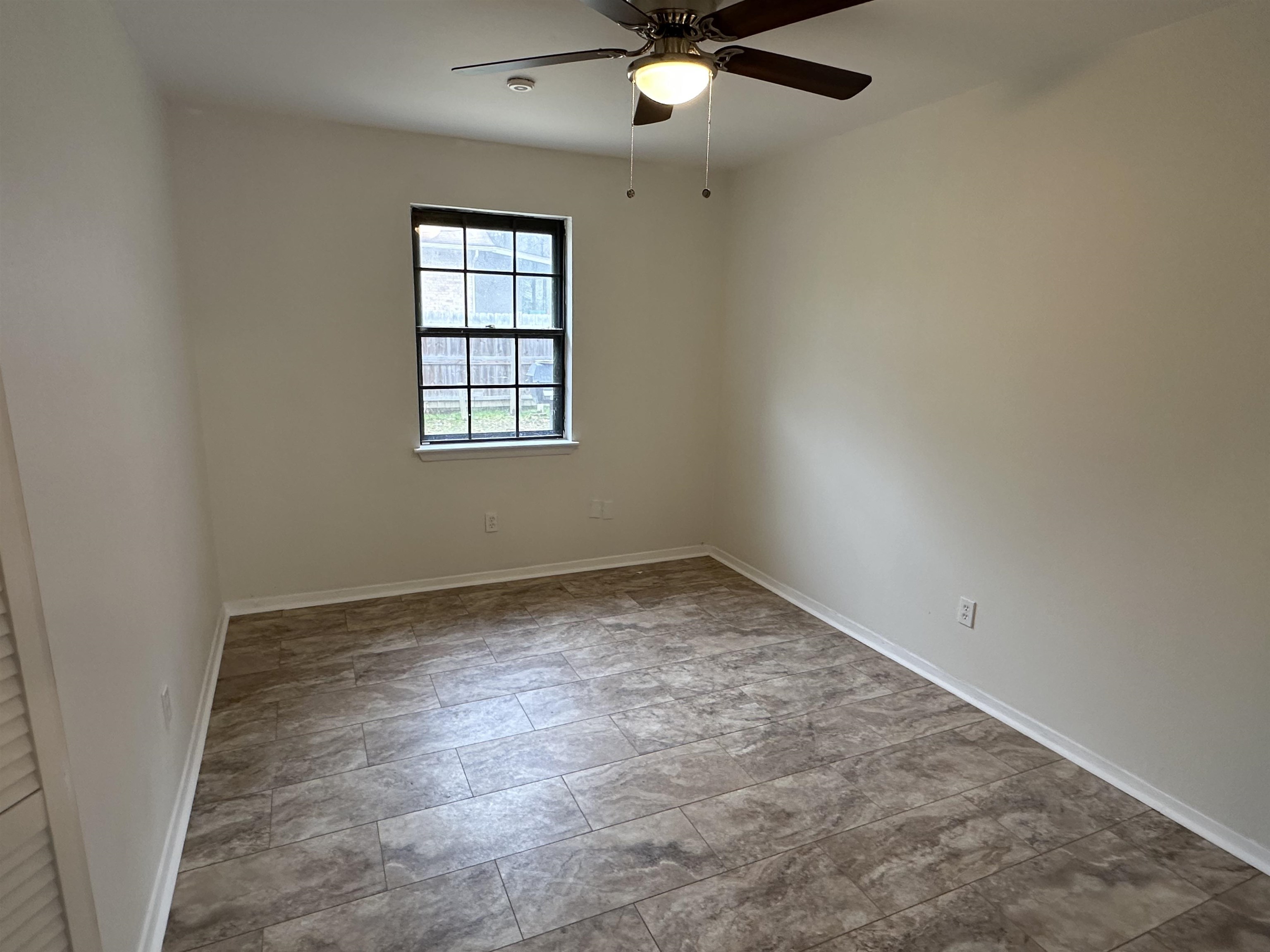 Kelli Manor - Residential Lease