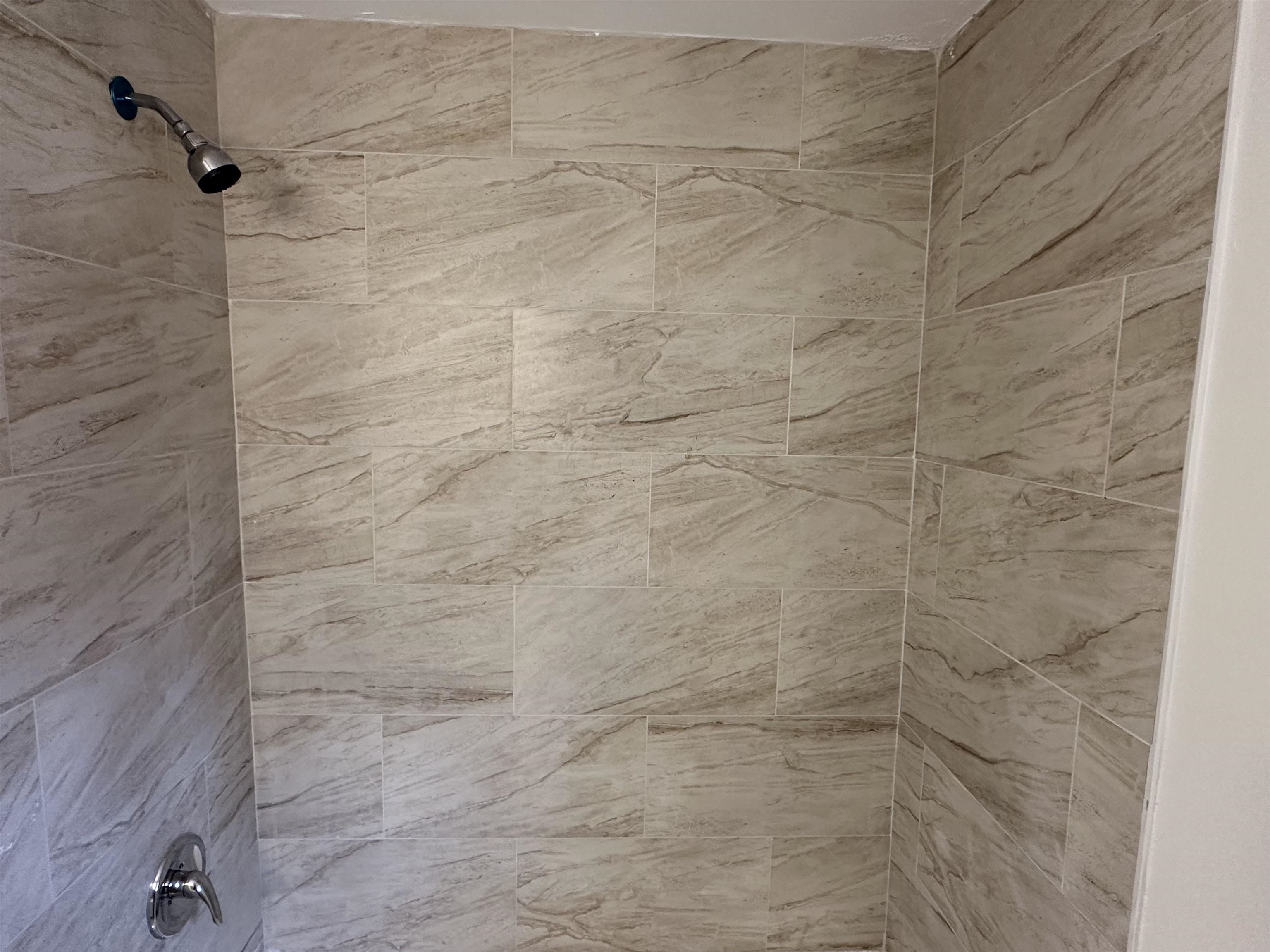 Kelli Manor - Residential Lease