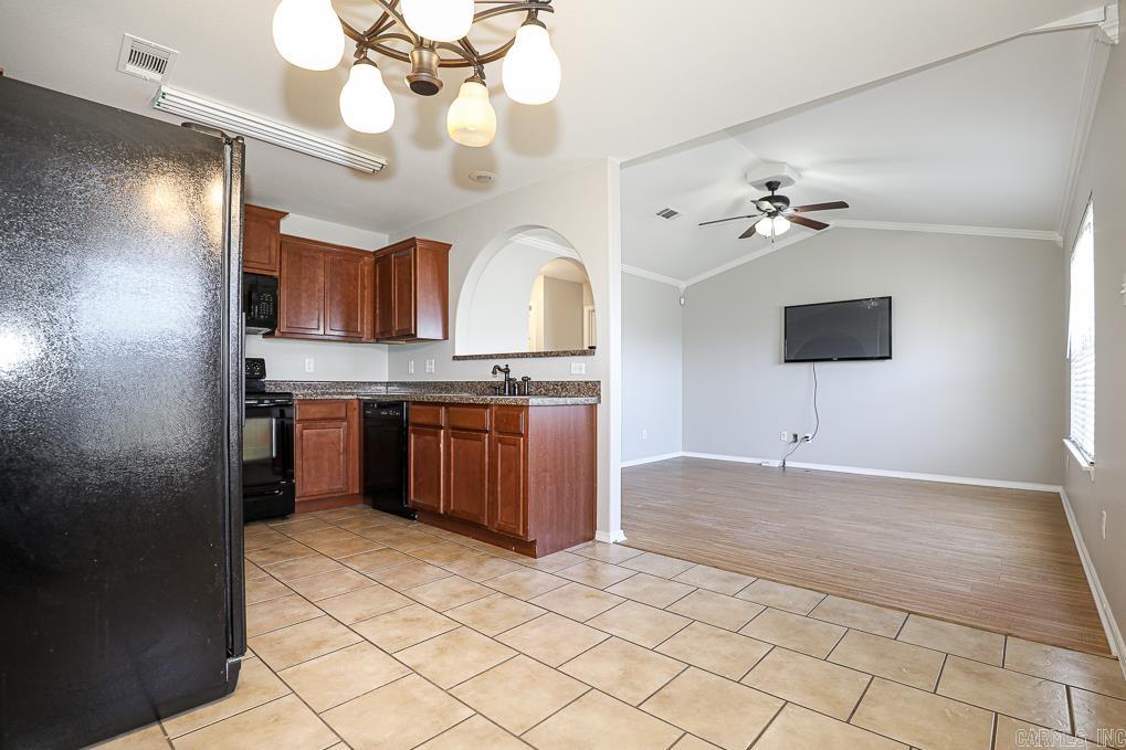 PARKWAY MEADOWS - Residential