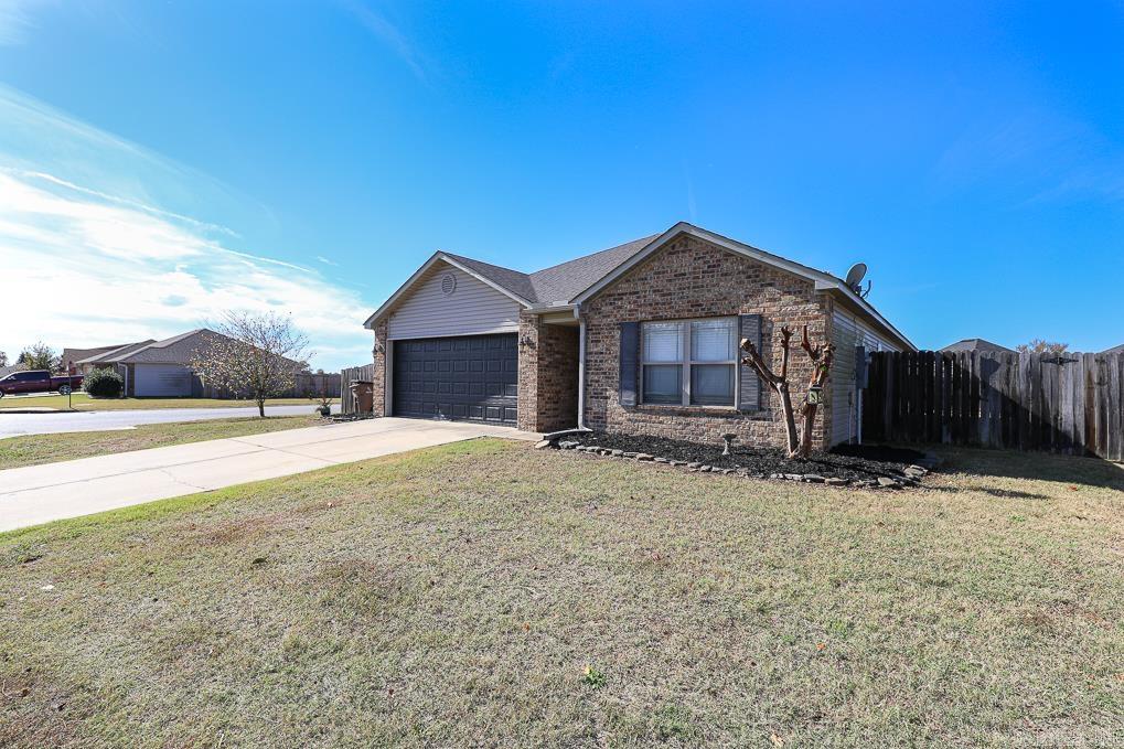 PARKWAY MEADOWS - Residential