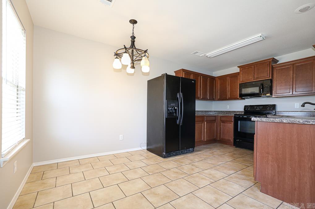 PARKWAY MEADOWS - Residential