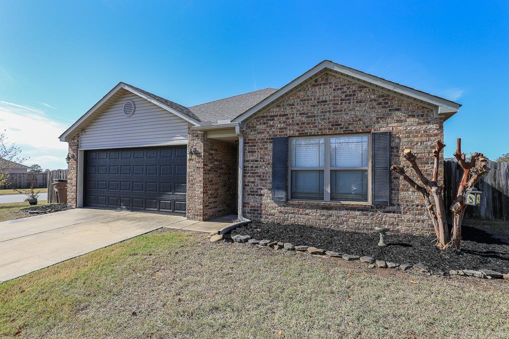 PARKWAY MEADOWS - Residential