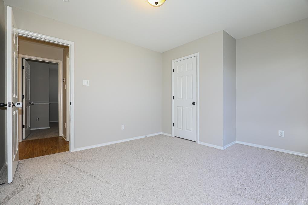 PARKWAY MEADOWS - Residential