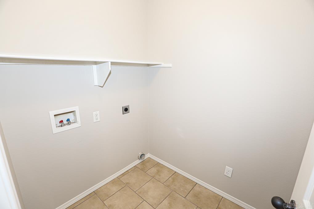 PARKWAY MEADOWS - Residential