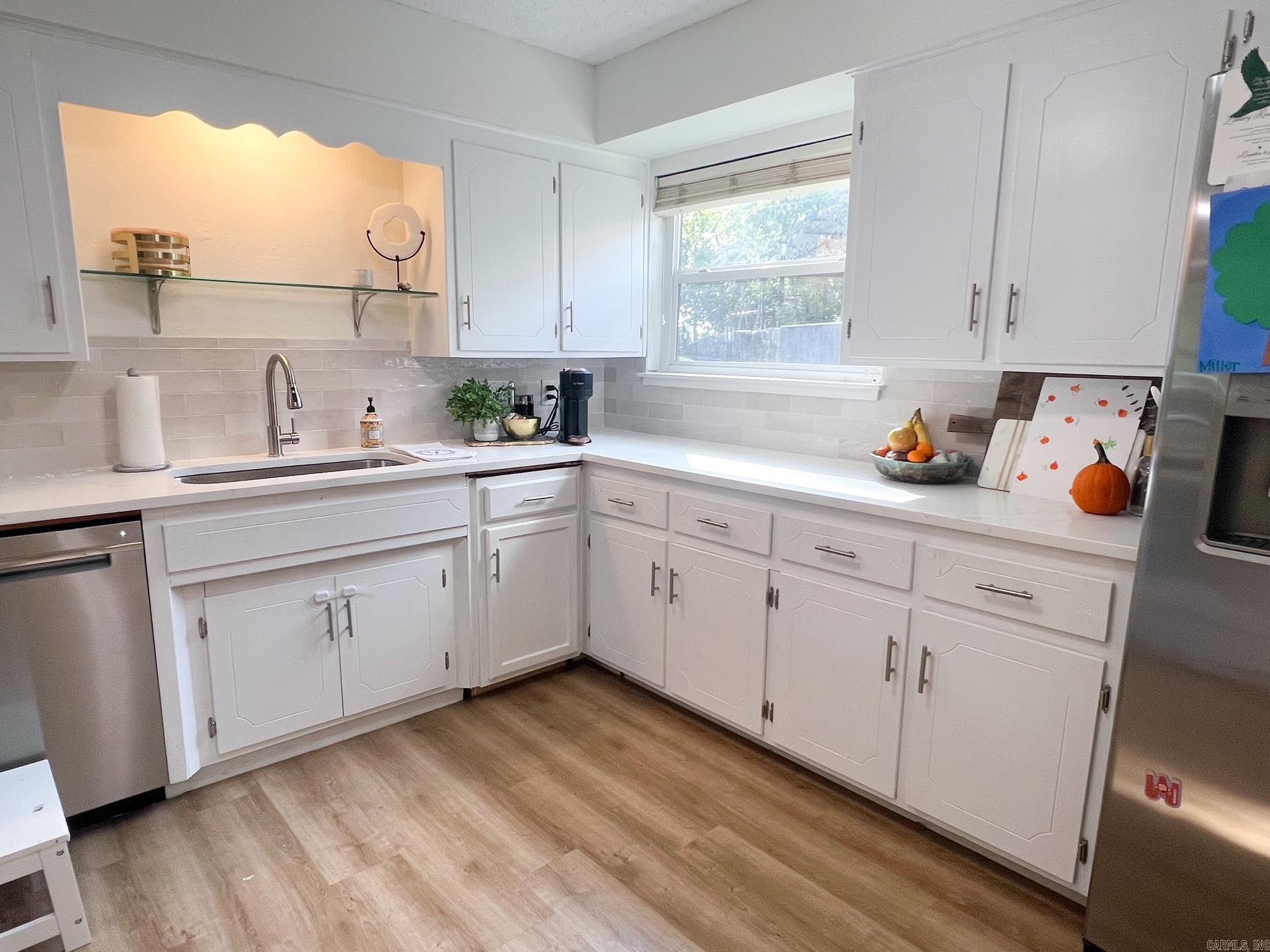 WESTPORT BAY TOWN HOUSE - Residential