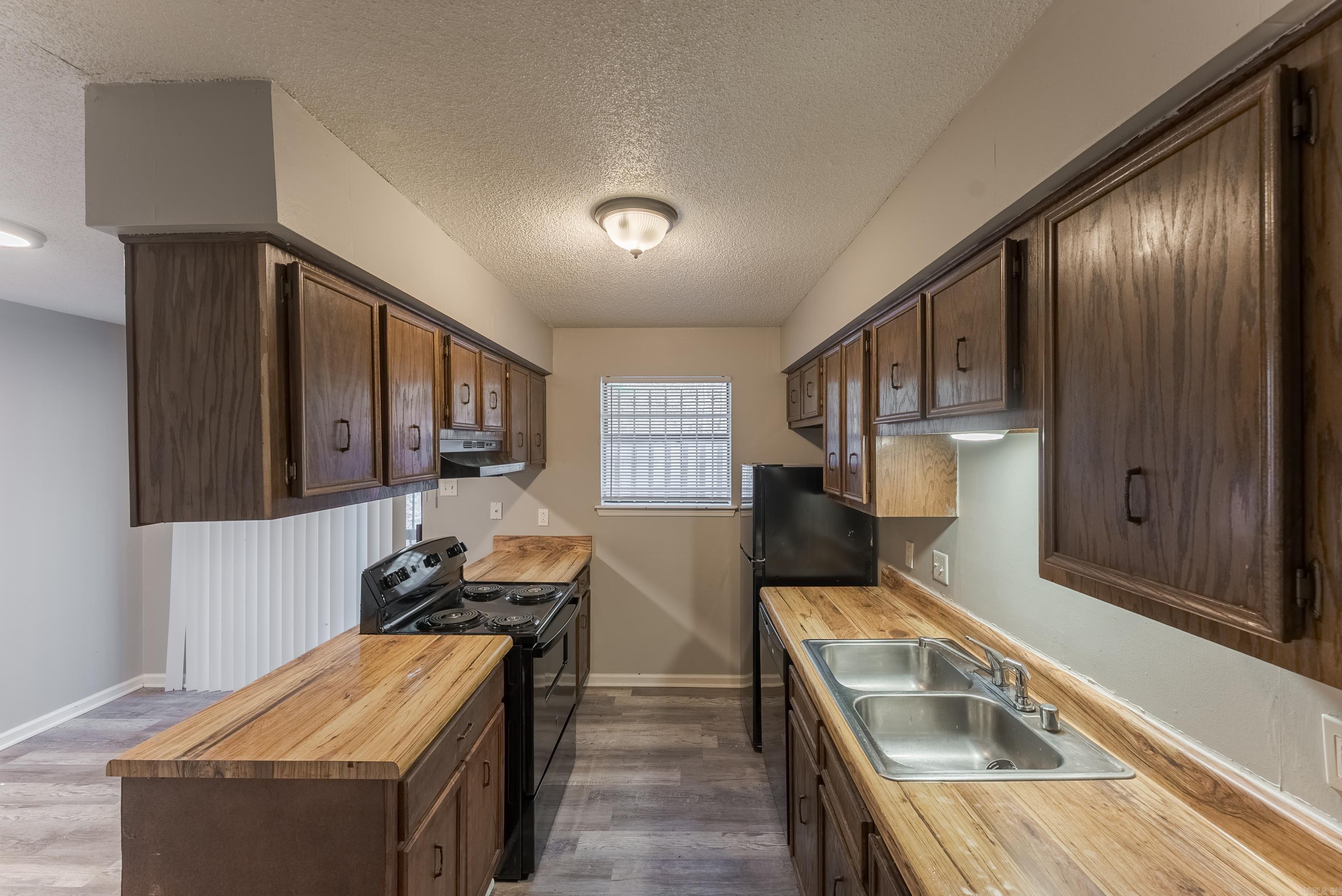 Meredith Manor - Residential Income